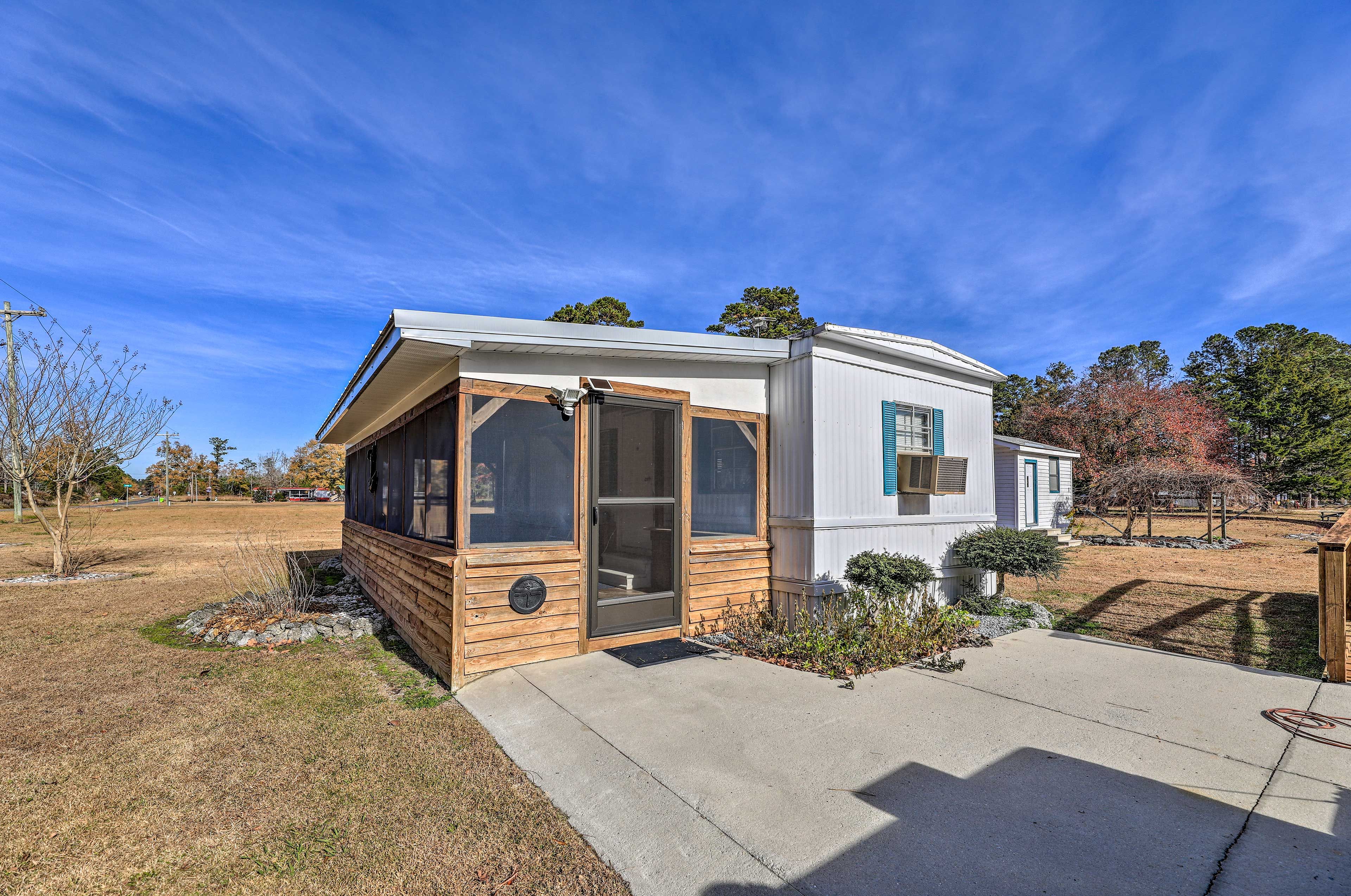 Home Exterior | Driveway Parking (2 Vehicles)