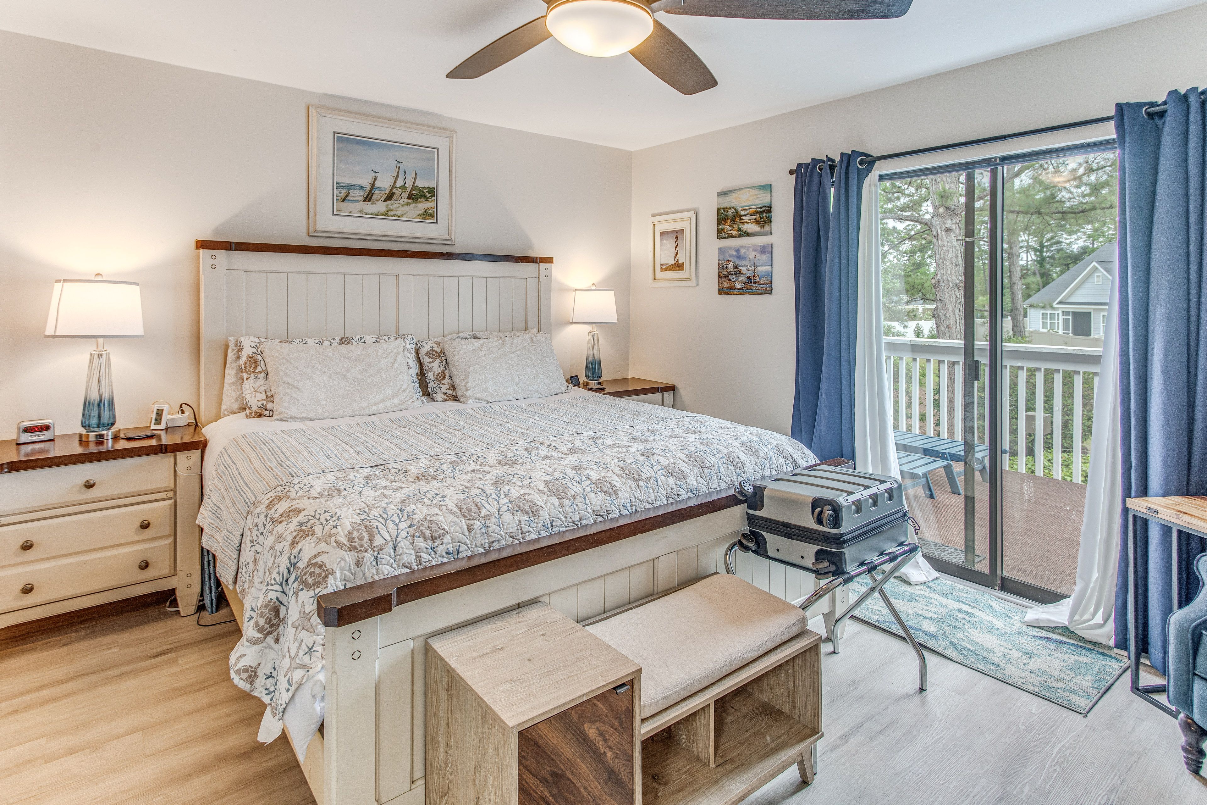 Bedroom 1 | King Bed | Smart TV | 2nd Floor