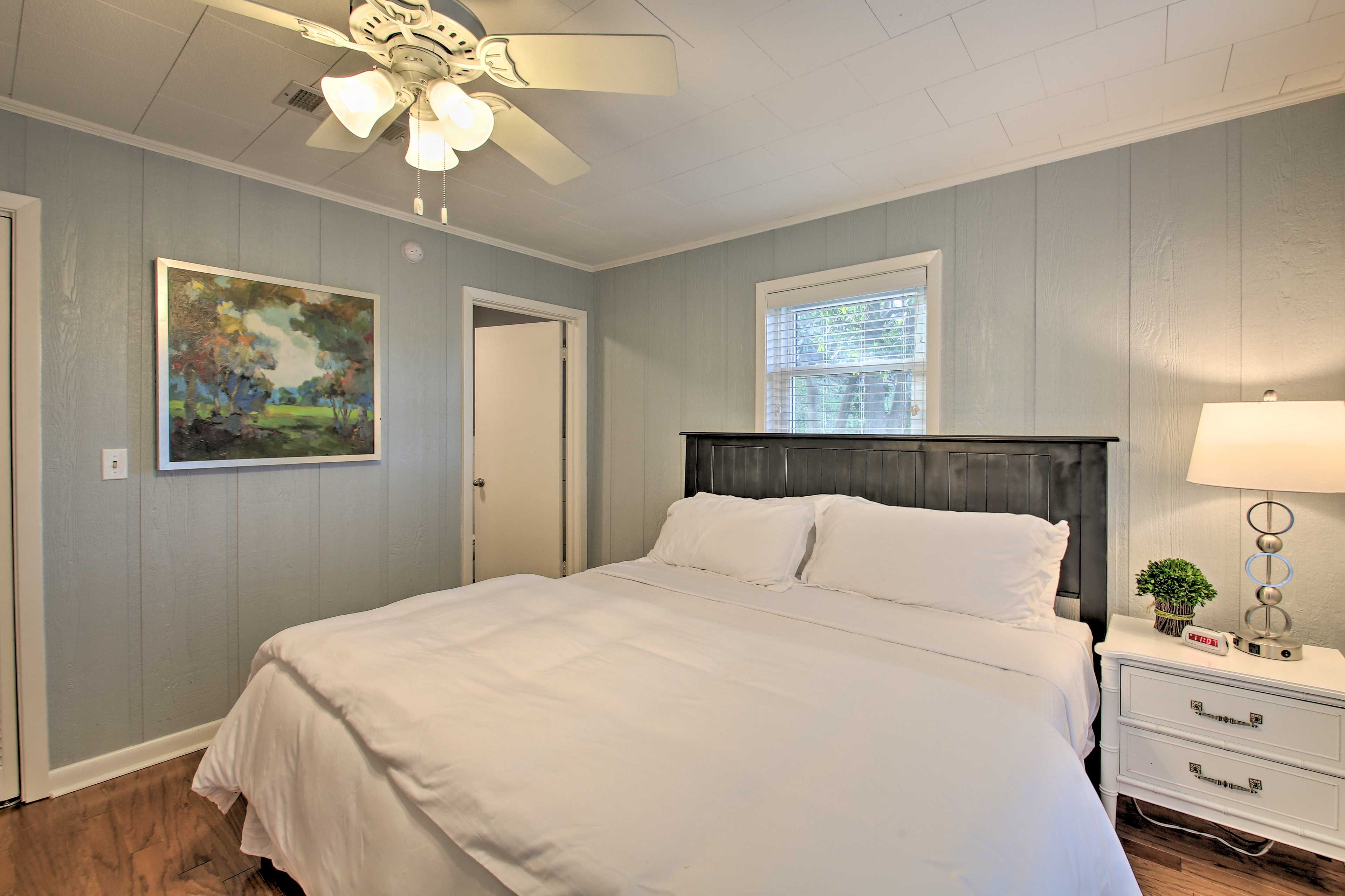 Bedroom 1 | Central A/C & Heat