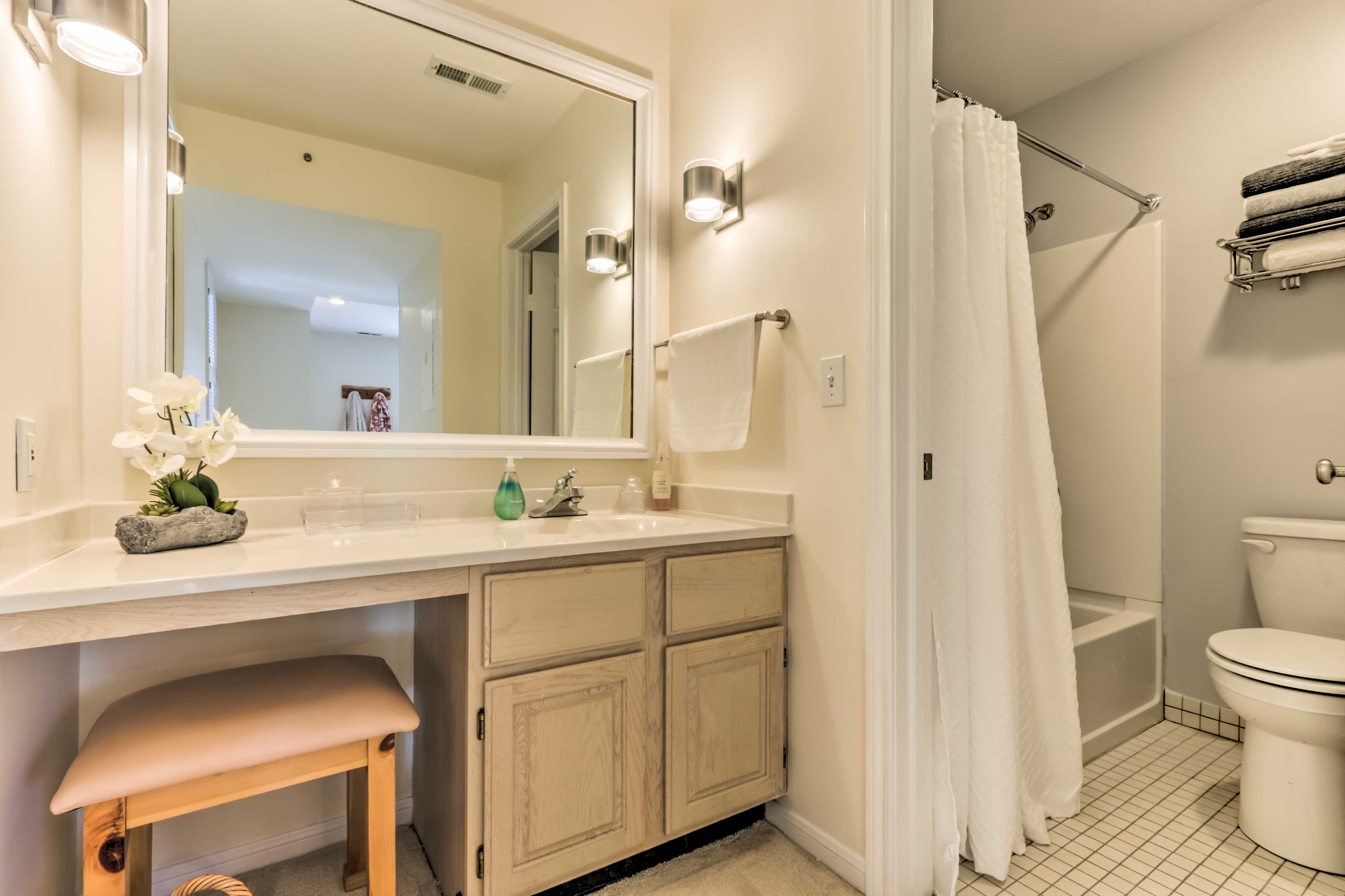 Bathroom | 1st Floor | Complimentary Toiletries