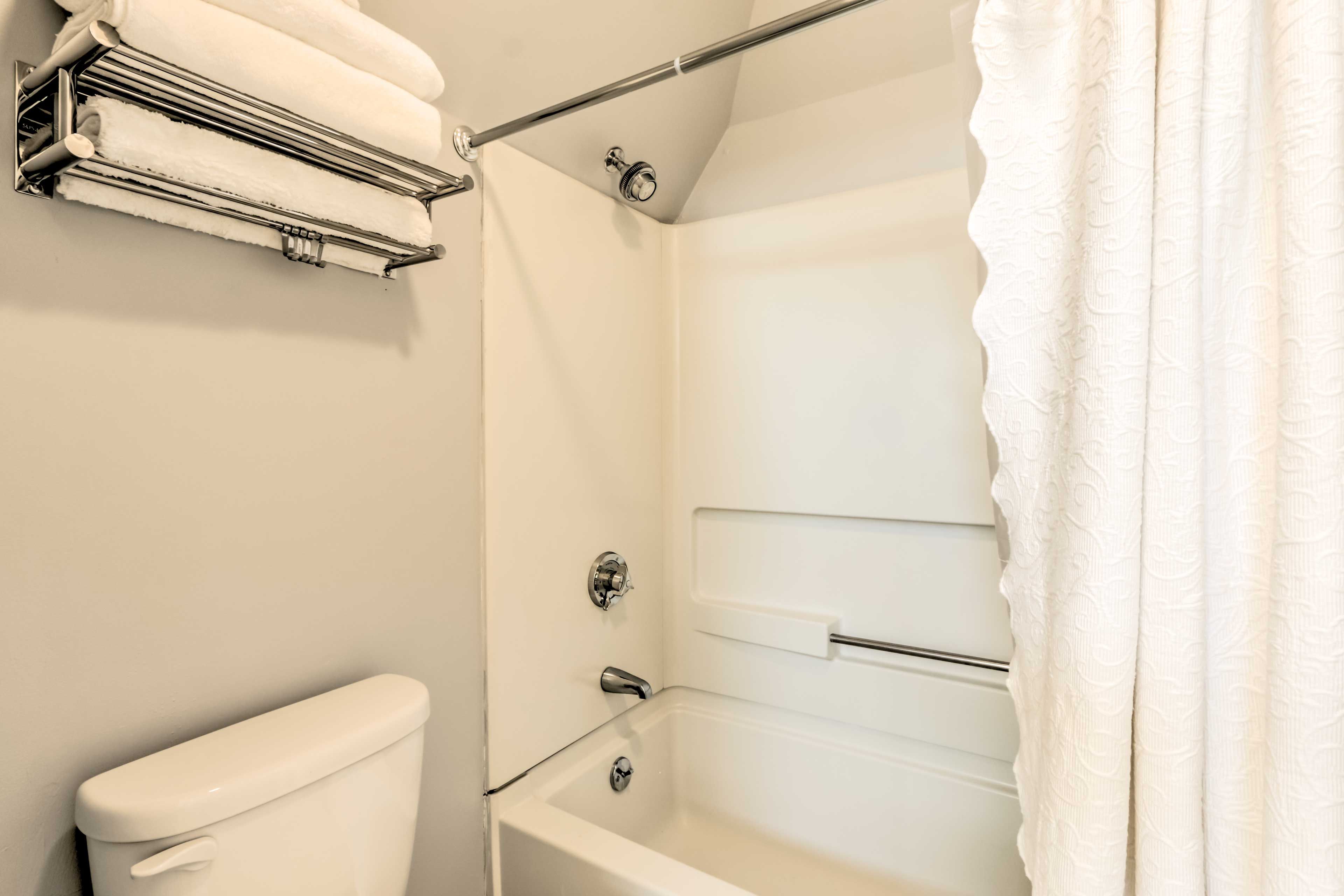 Bathroom | Towels Provided