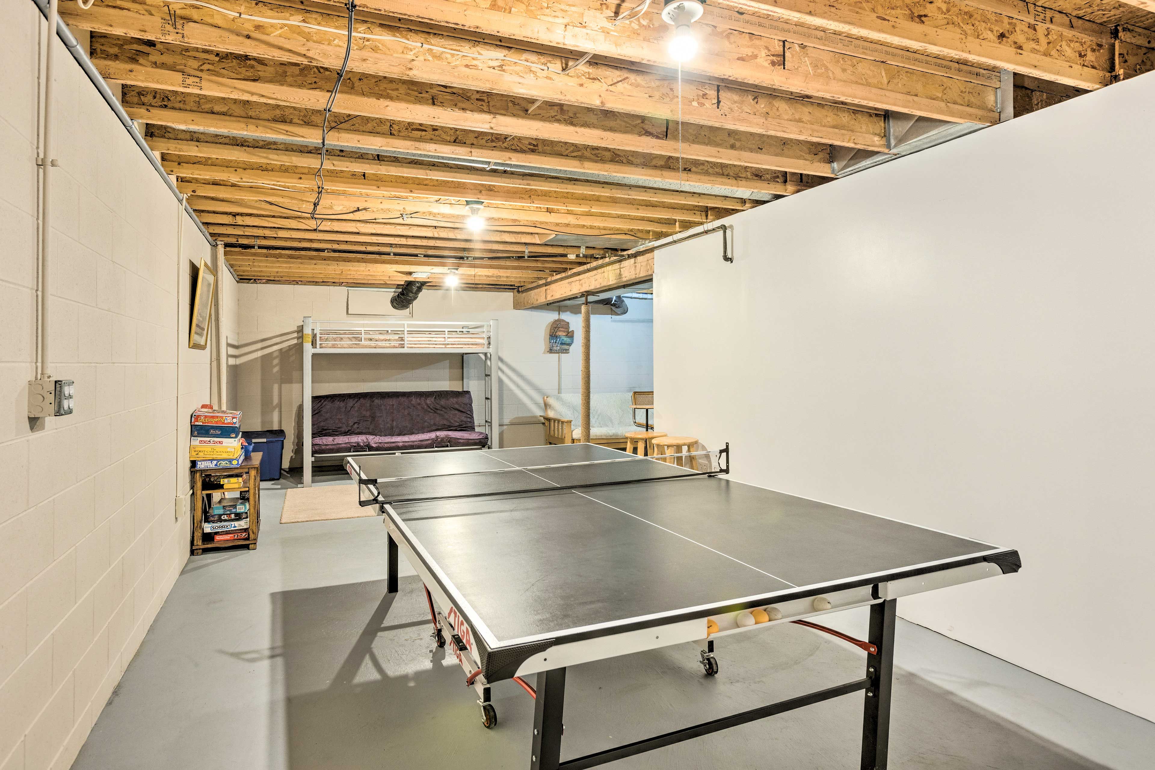Basement | Ping-Pong Table