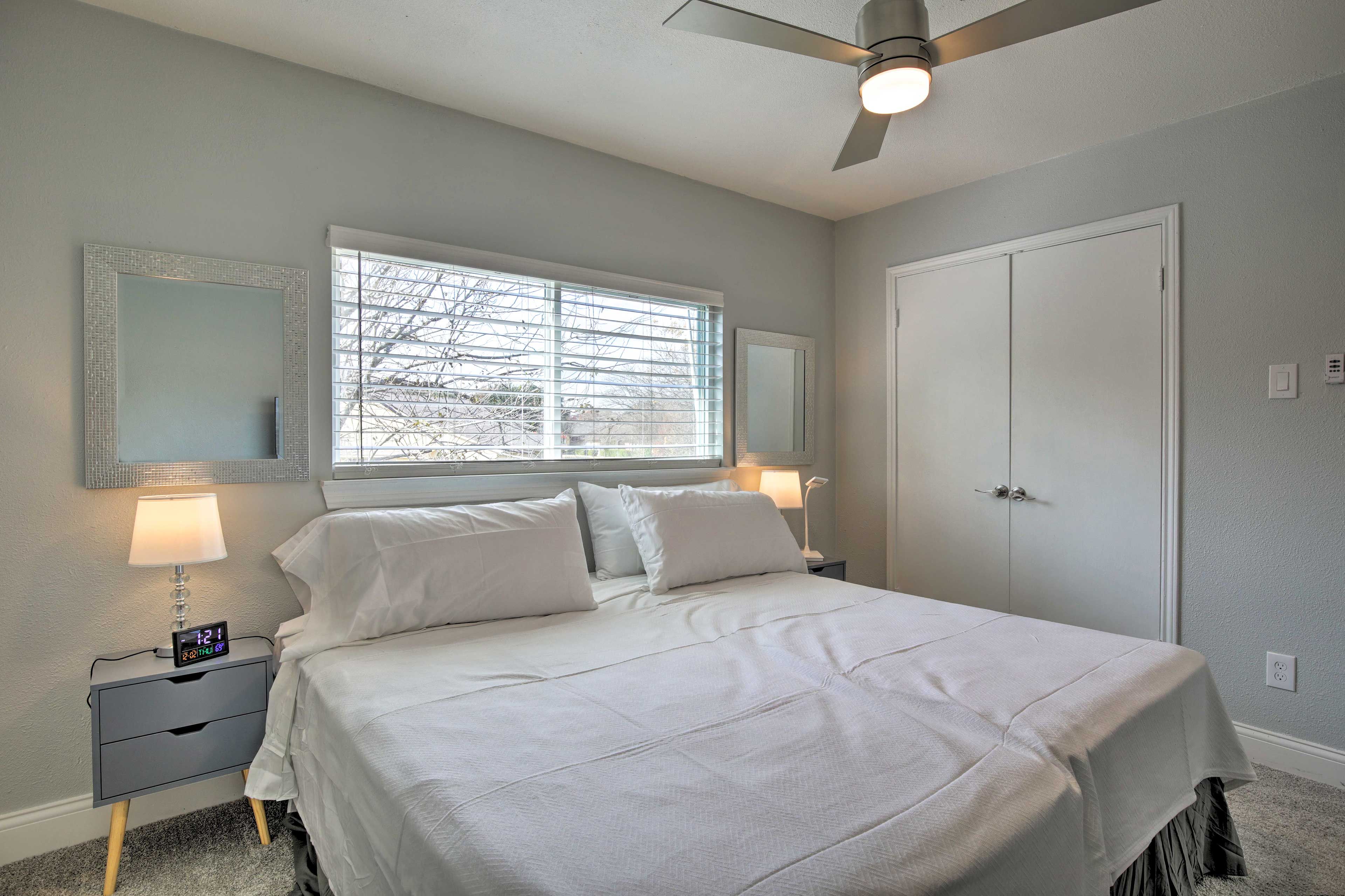 Bedroom 3 | 2 Twin Beds (Convertible to King Bed)