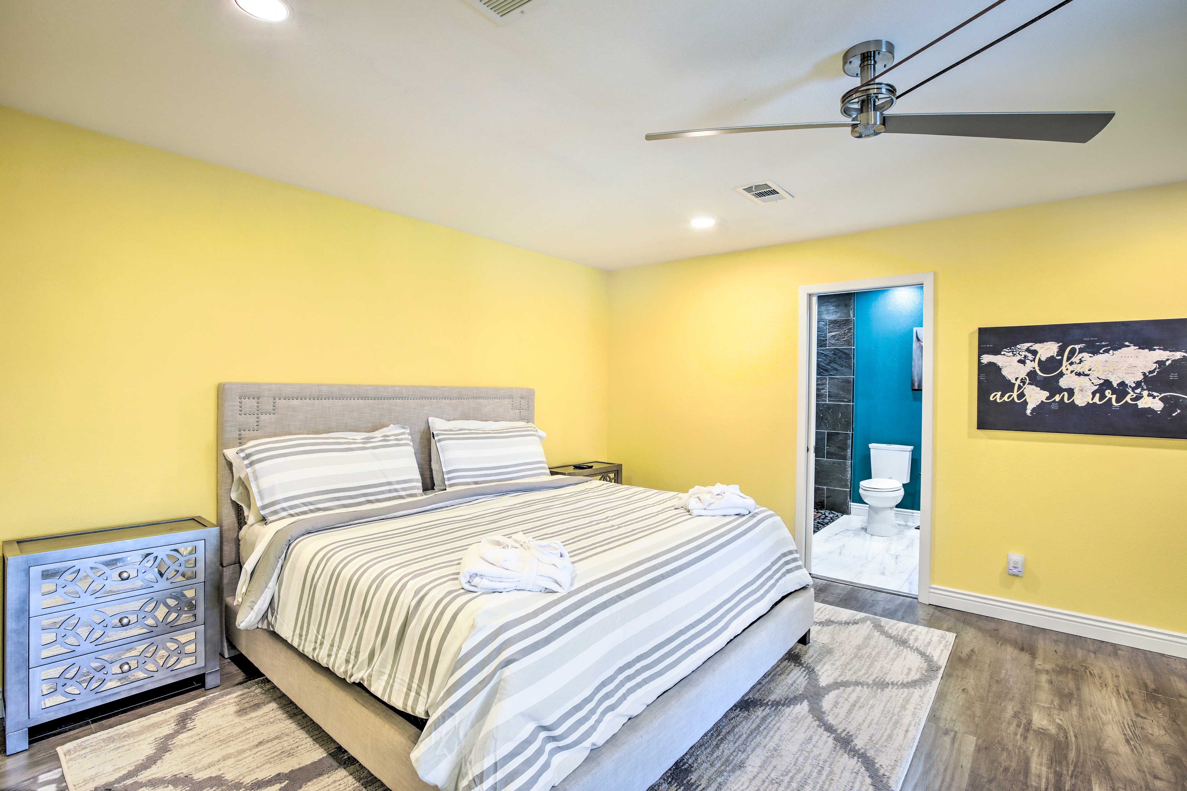 Bedroom 1 | King Bed | 2nd Floor | Linens Provided