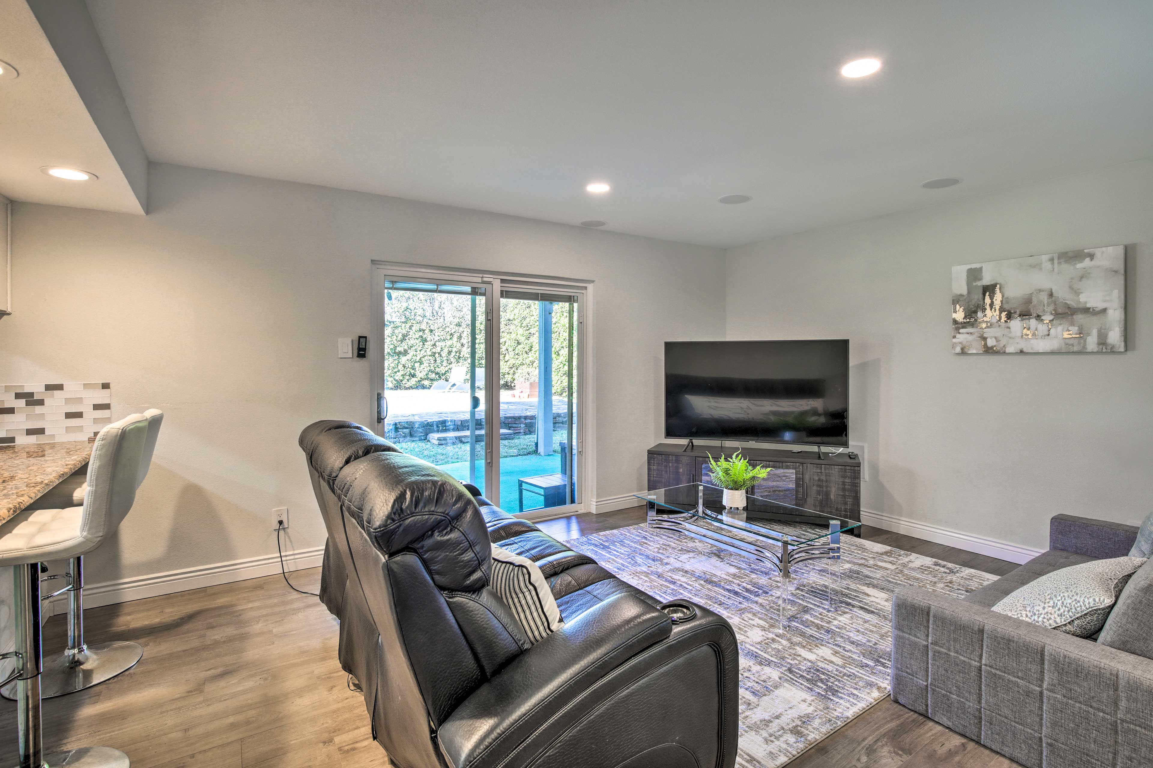 Den | 1st Floor | Access to Private Patio/Yard | Smart TV