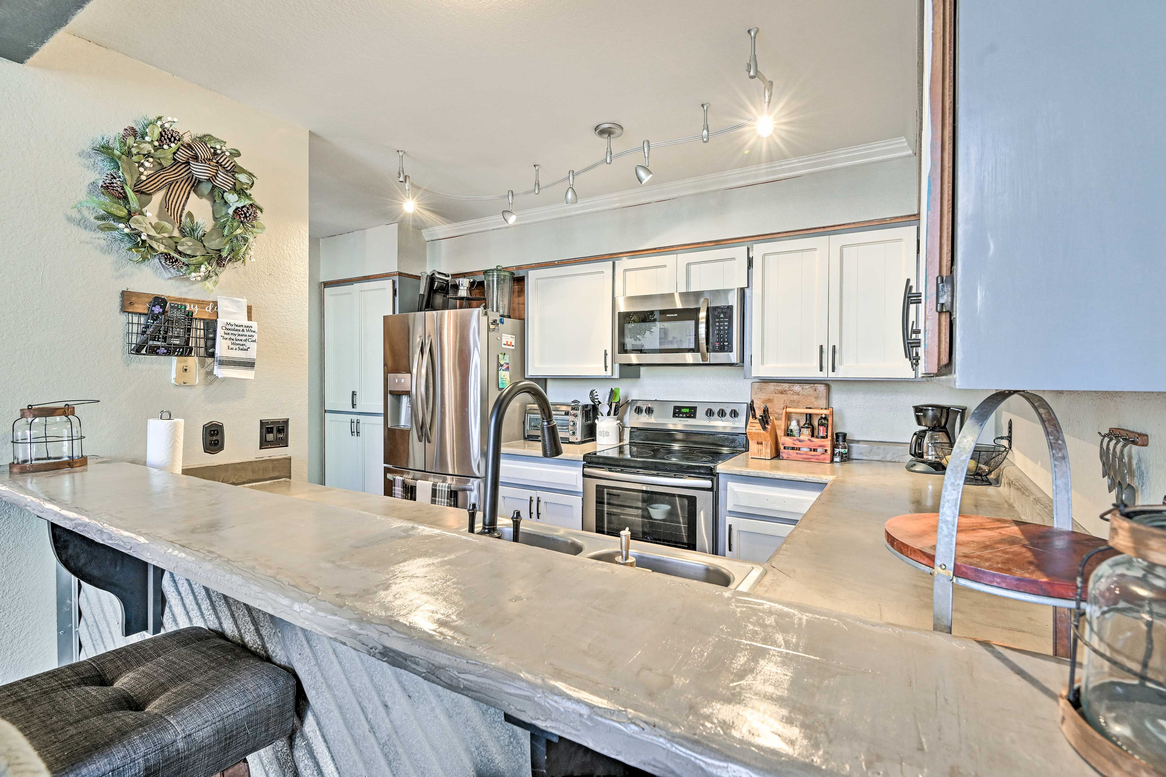Kitchen | Fully Equipped | Cooking Basics