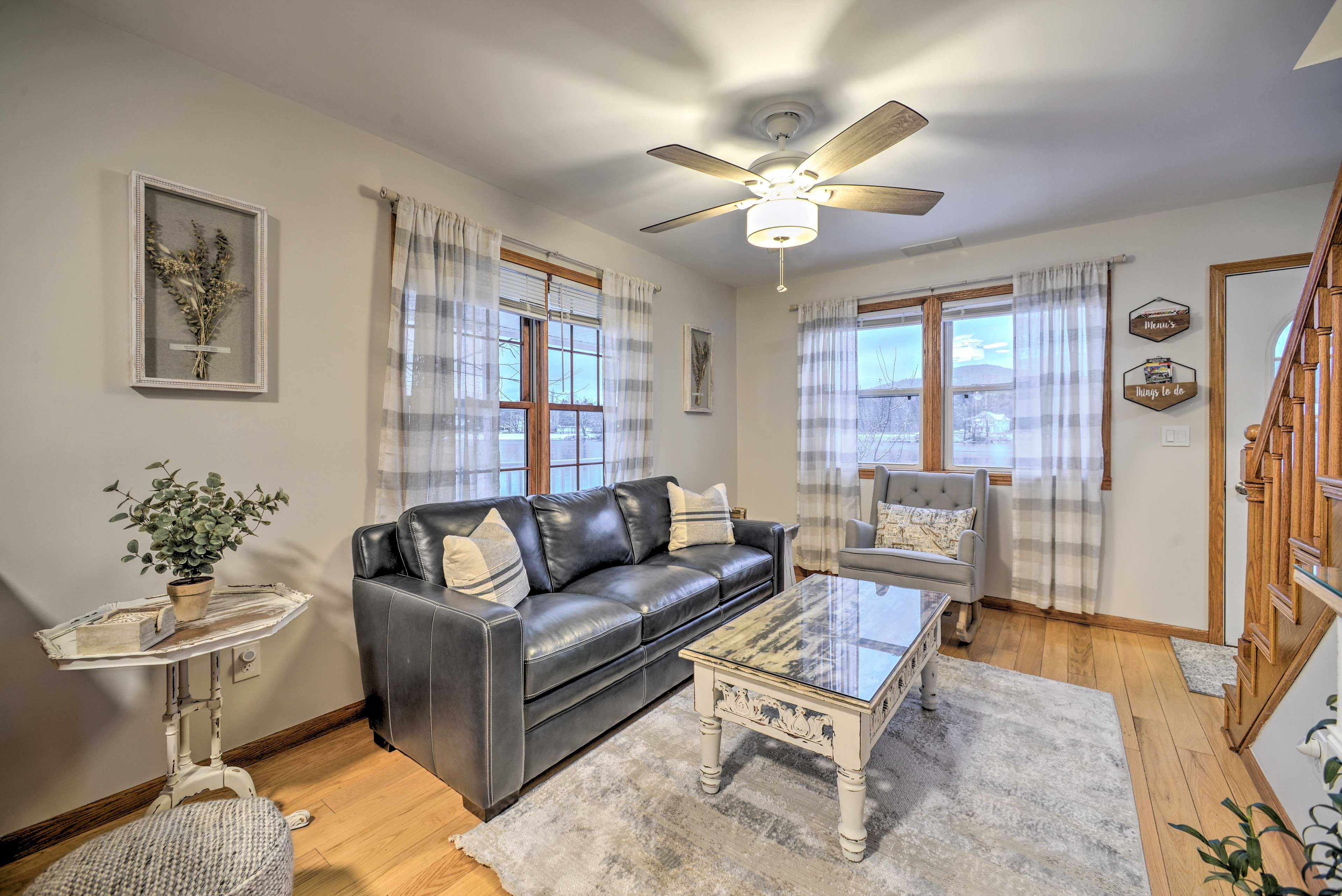 Living Room | Free WiFi | Central Heating
