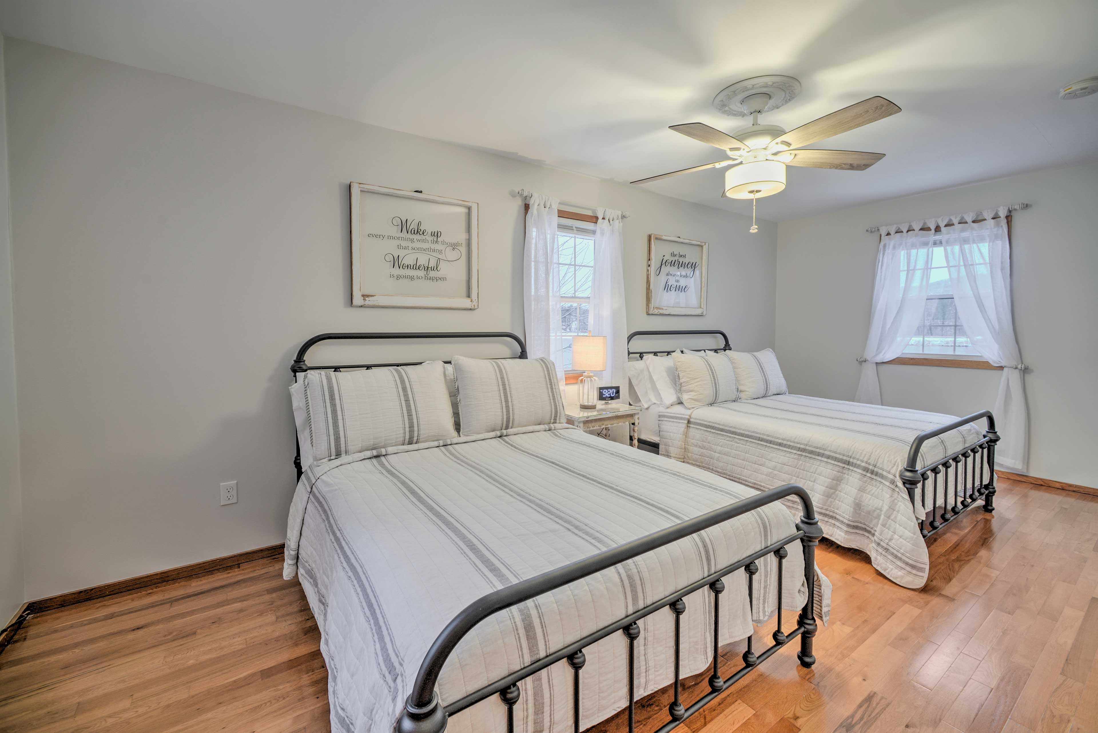 Bedroom 2 | 2nd Floor | 2 Full Beds