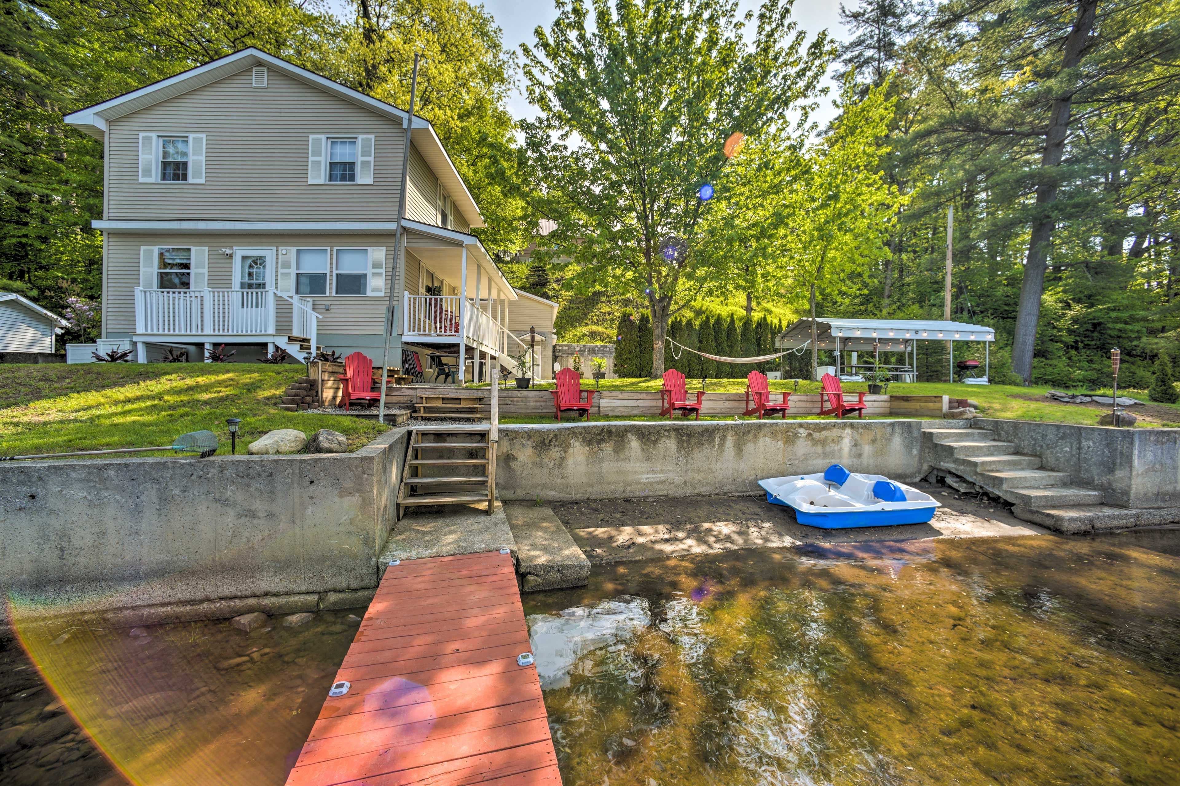 Private Yard | Hammock | Fire Pit