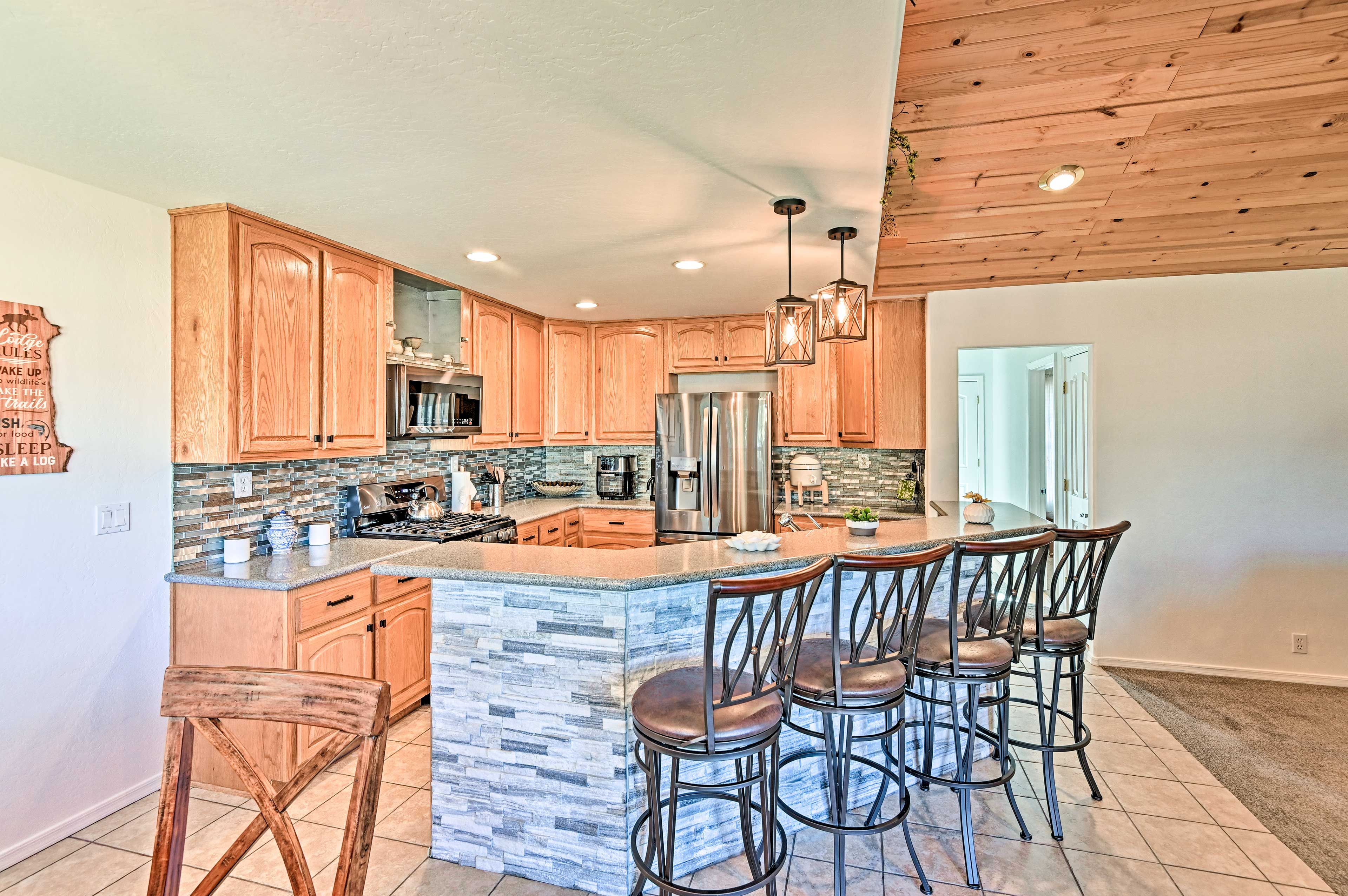 Kitchen | Breakfast Bar w/ Additional Seating