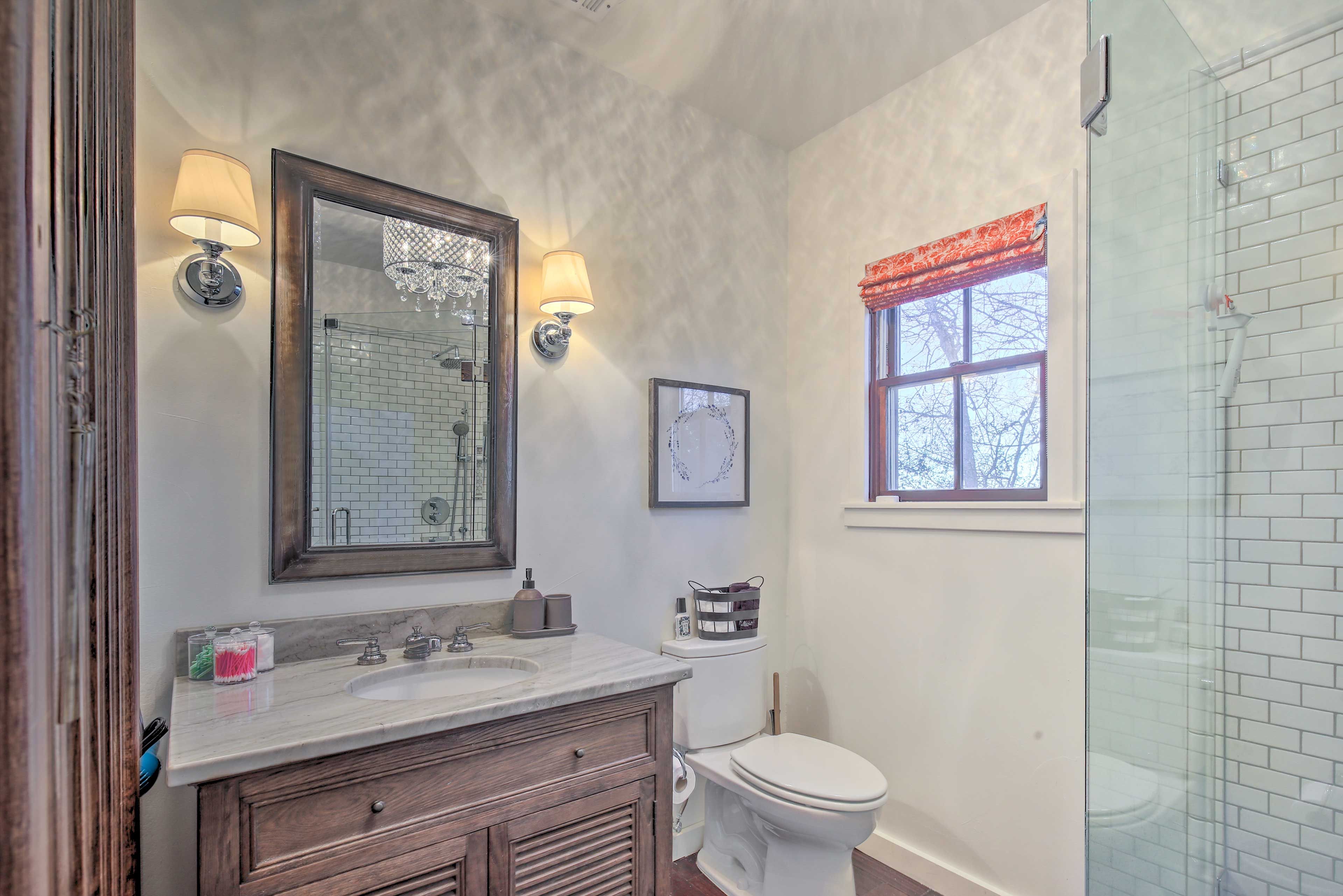 Full Bathroom
