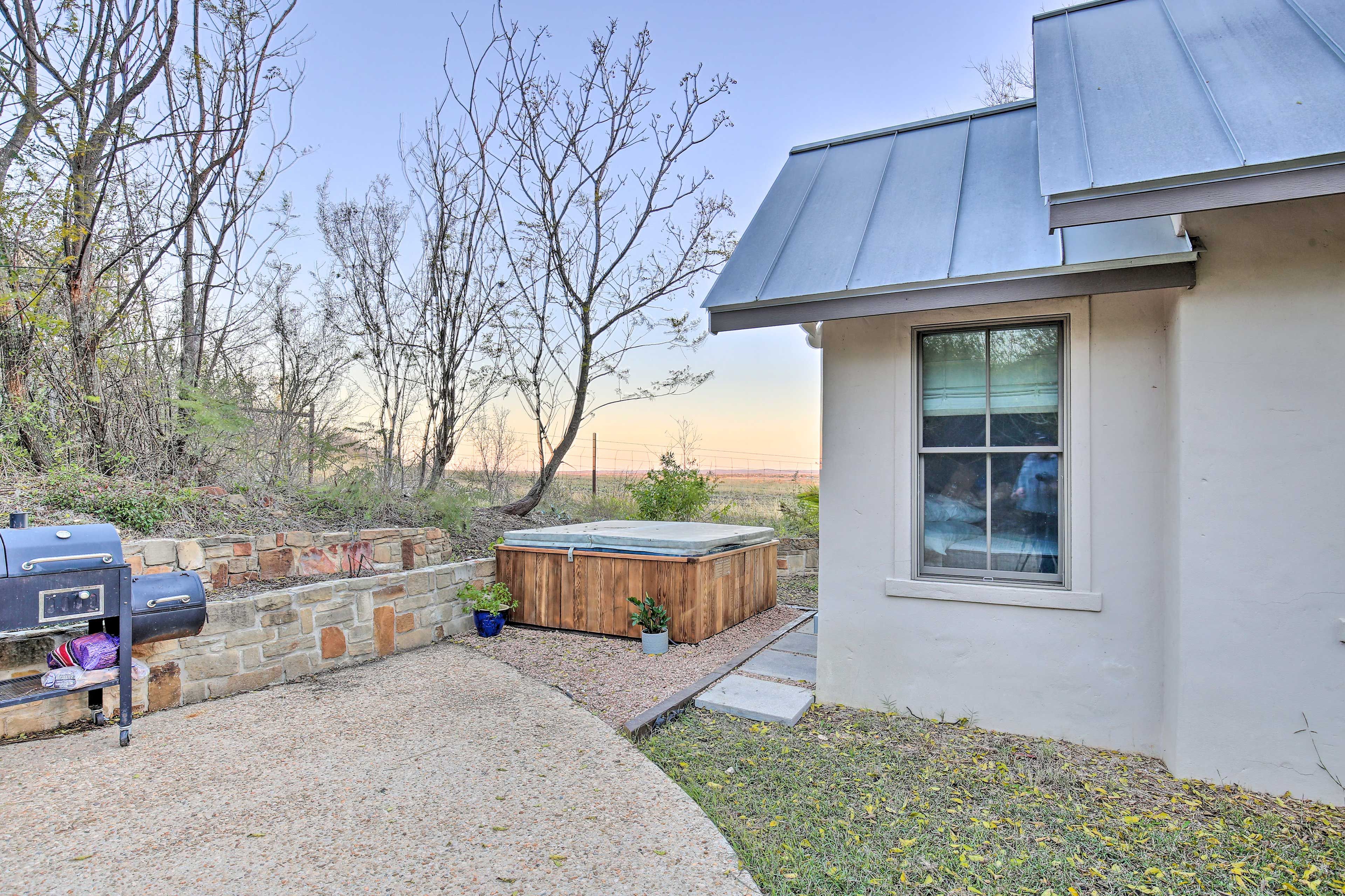 Private Hot Tub (Temporarily Unavailable) | Gas Grill