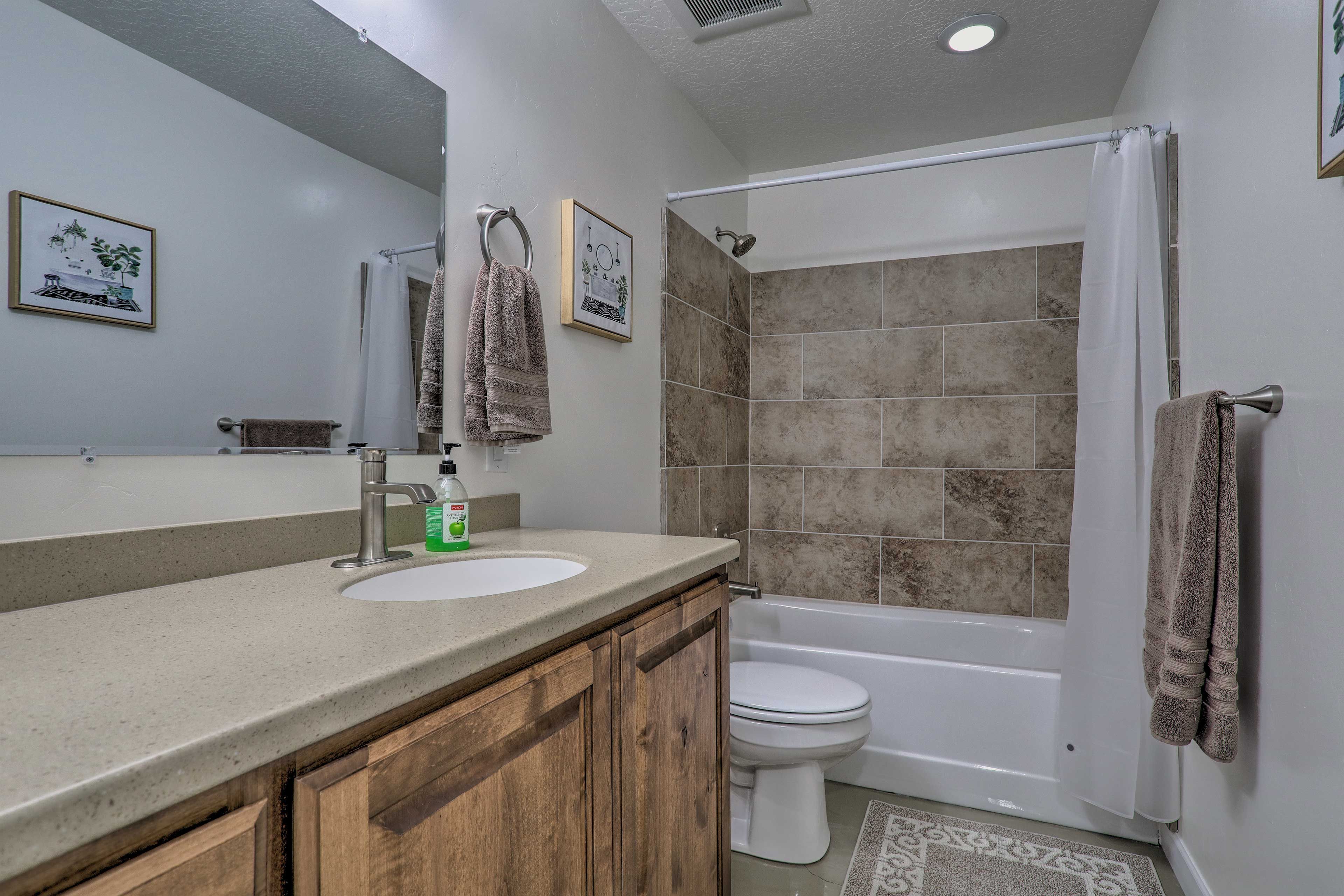 Full Bathroom