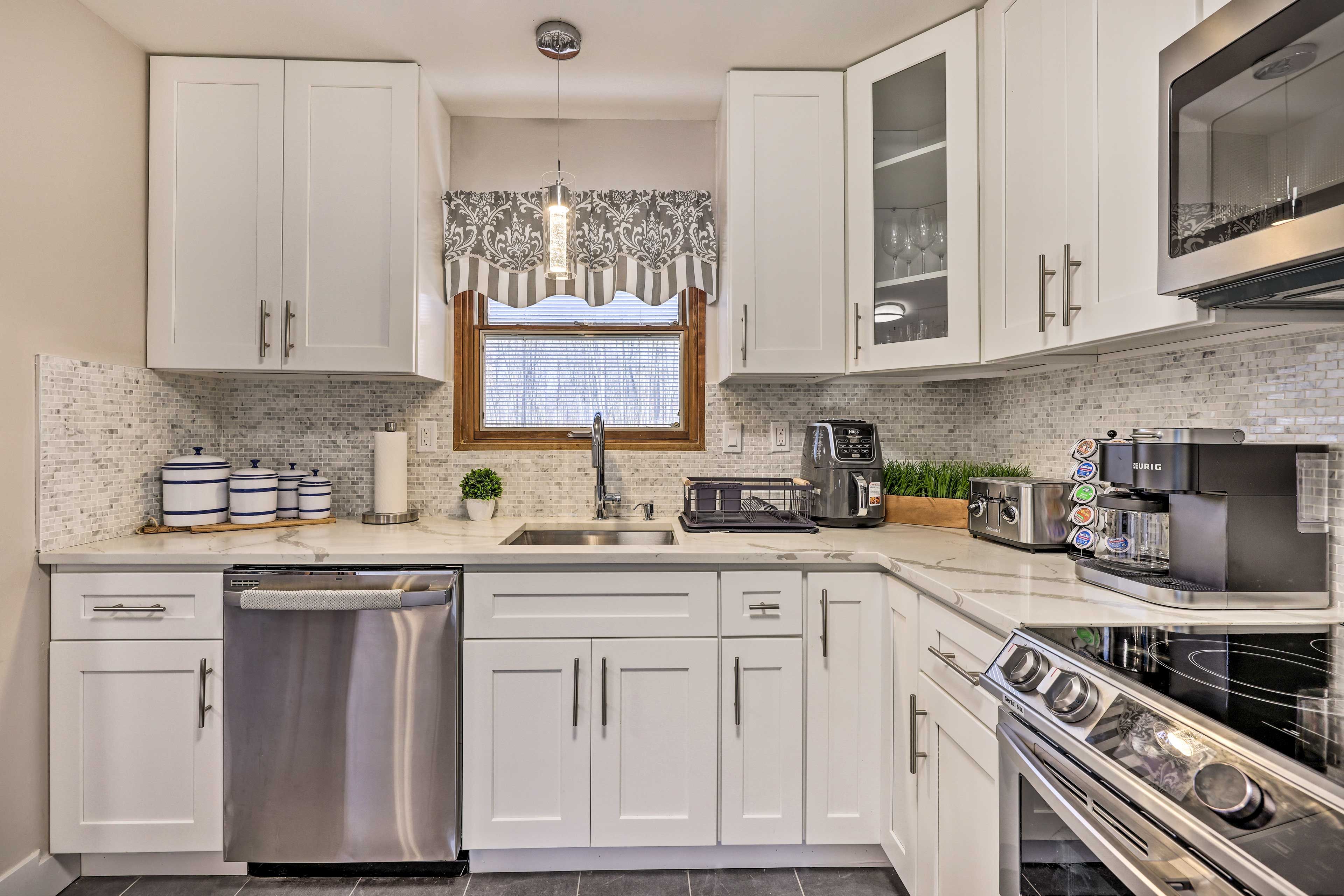 Fully Equipped Kitchen | Ice Maker