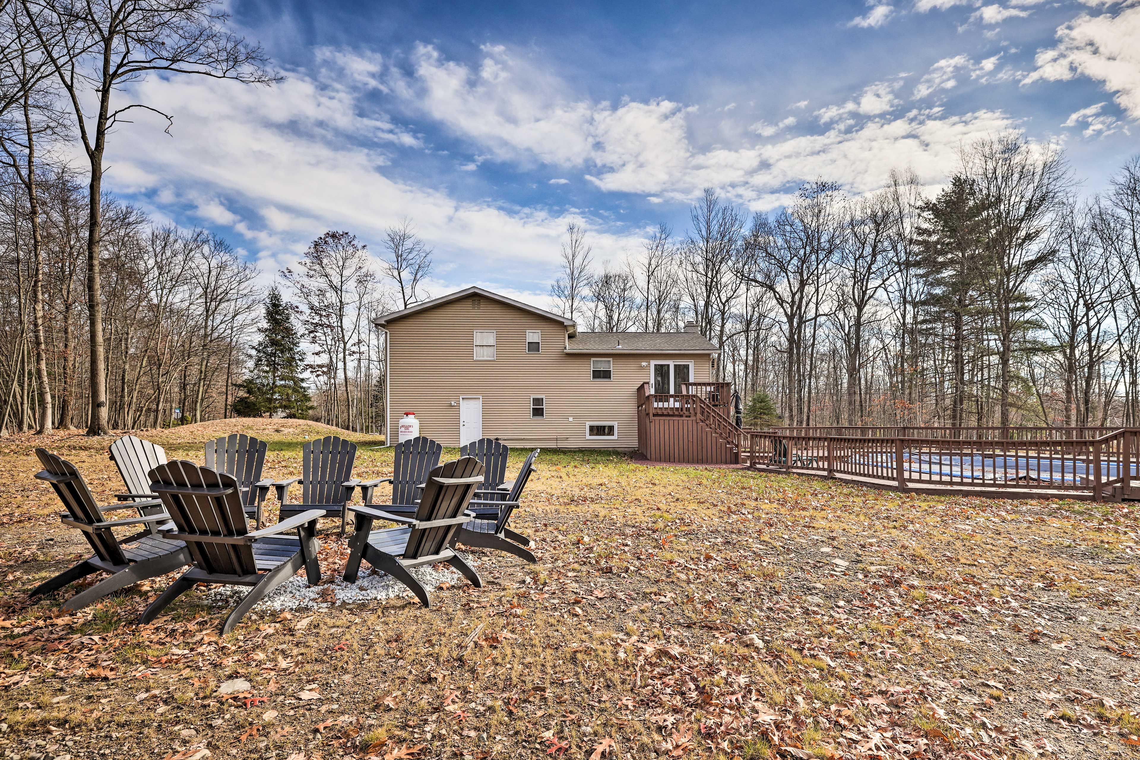 E. Stroudsburg Vacation Rental | 4BR | 2.5BA | Stairs Required for Entry/Access