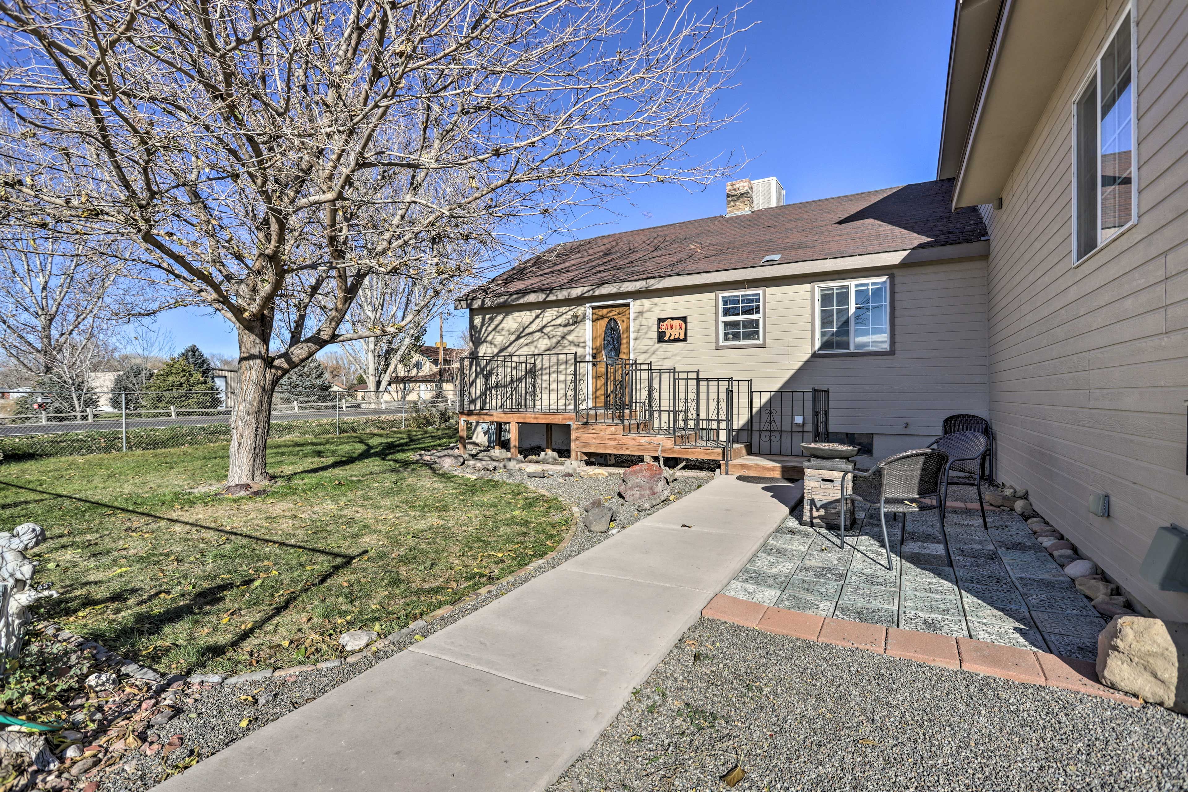 Home Exterior | Fire Pit | Gas Grill