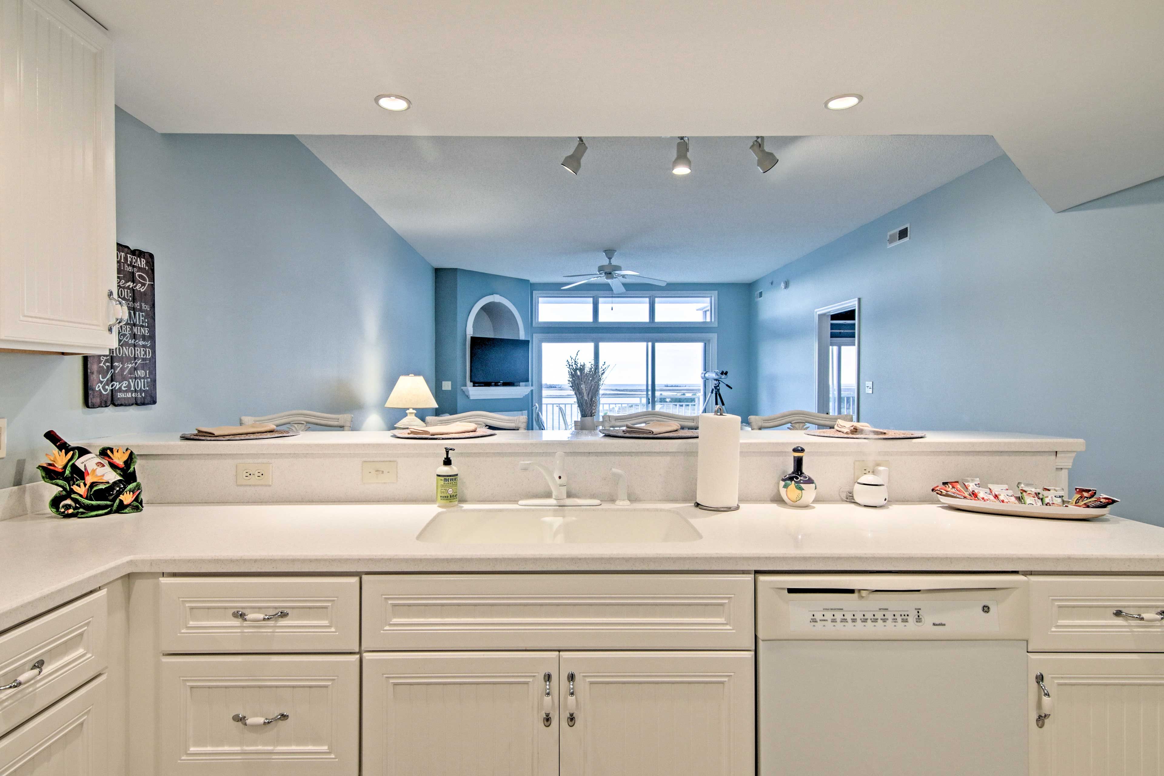 Kitchen | Complimentary Snacks