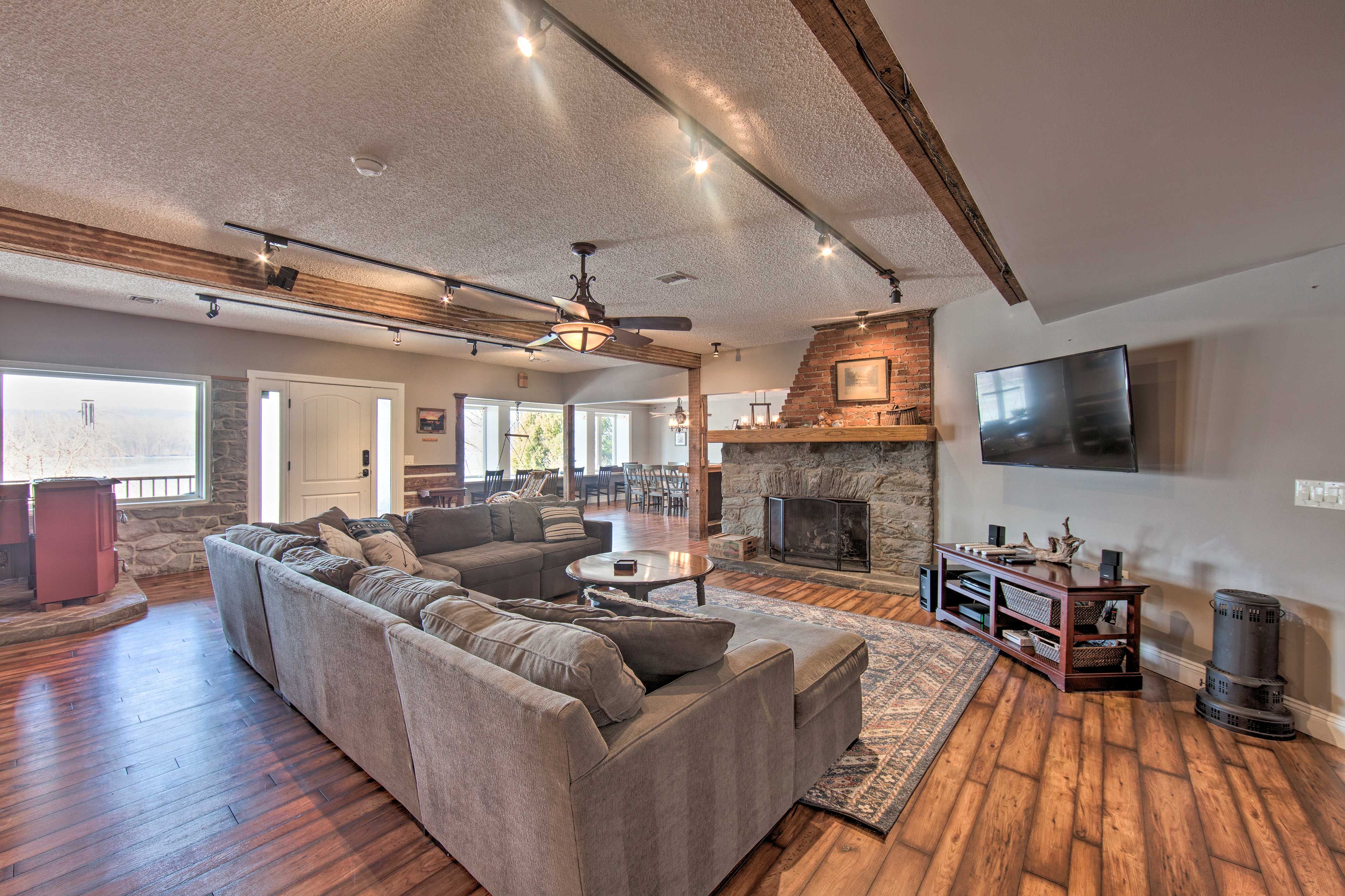 Living Room | 3-Story Property