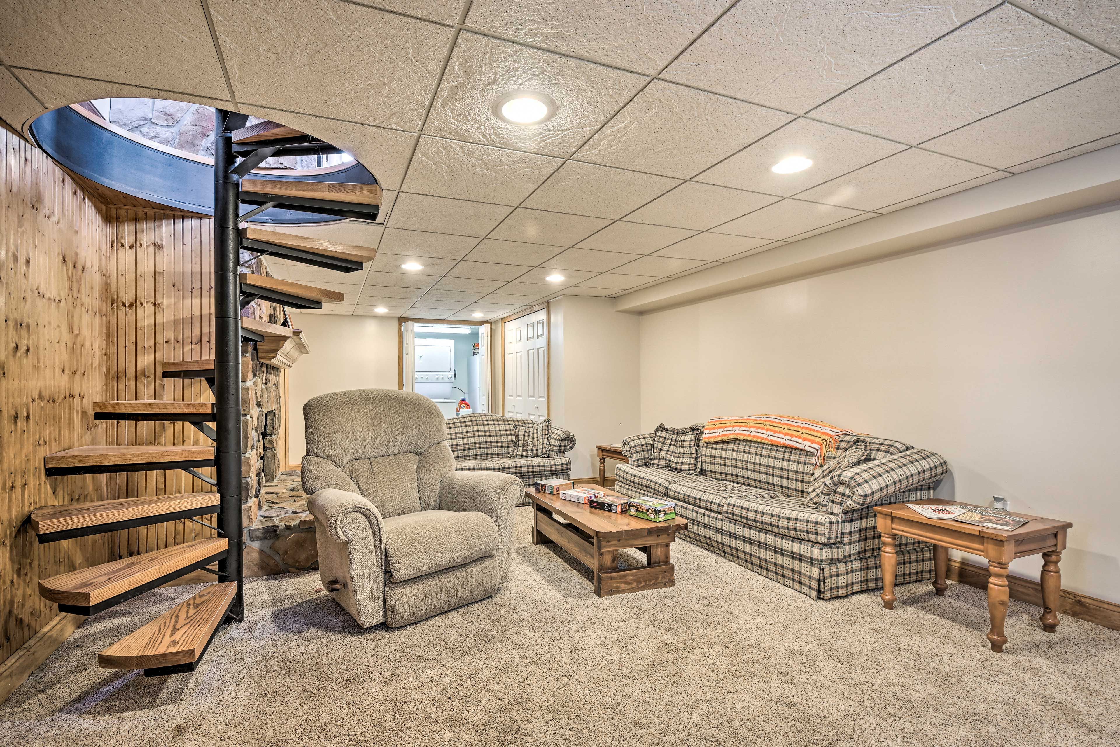 Game Room | Sleeper Sofa