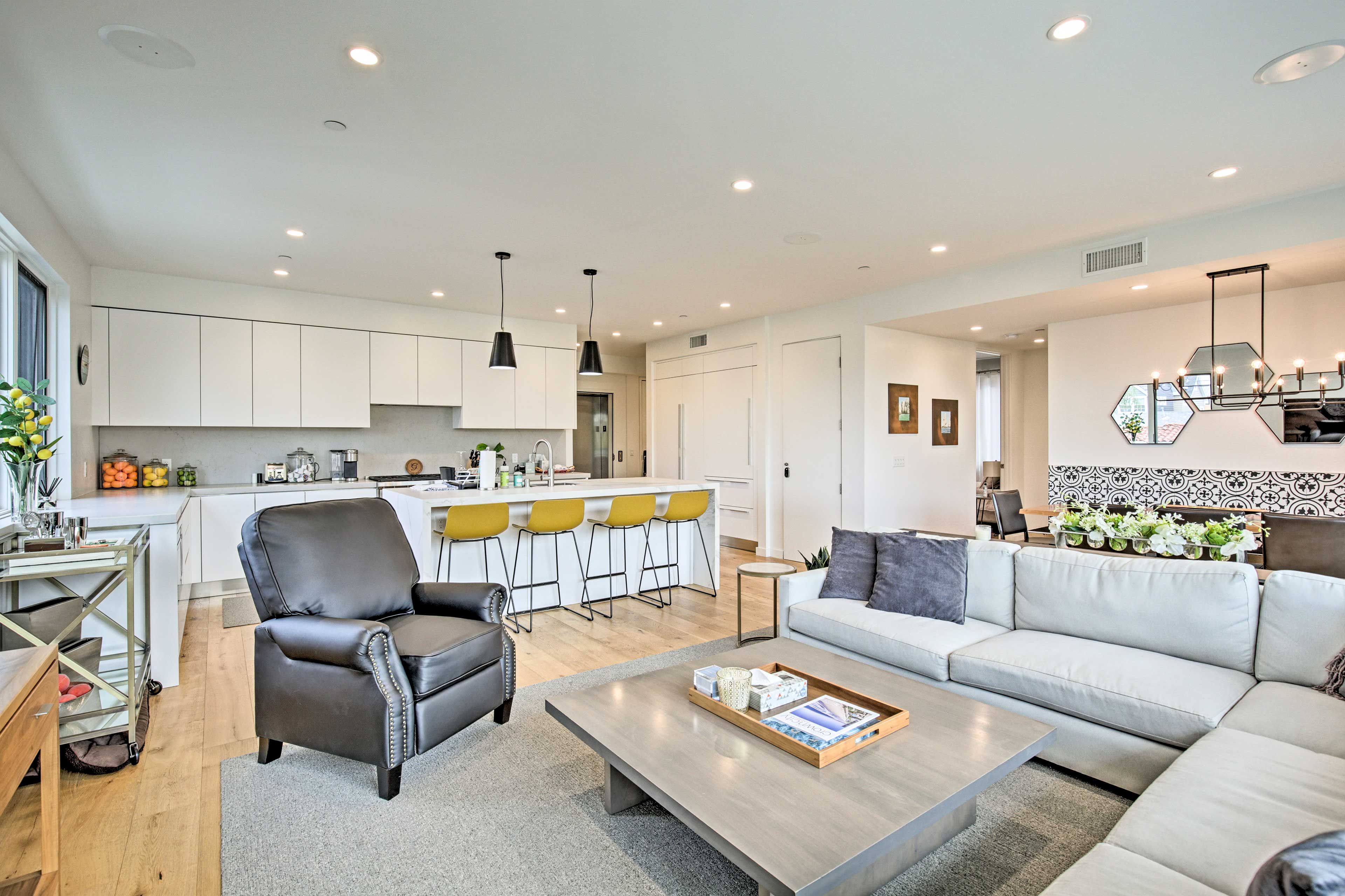 Living Area | Open Layout