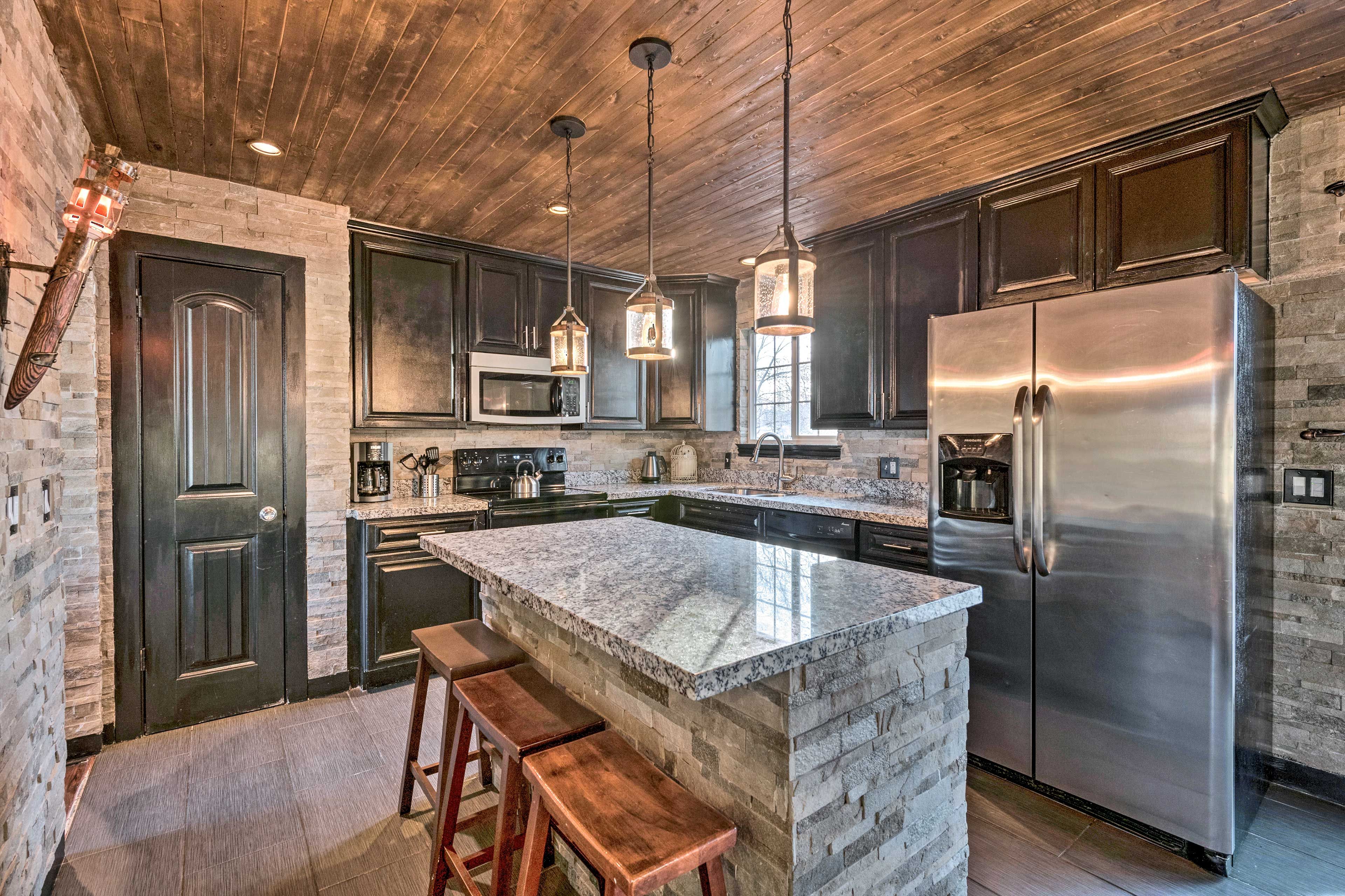 Kitchen | Fully Equipped | Basic Cooking Essentials Provided | Microwave