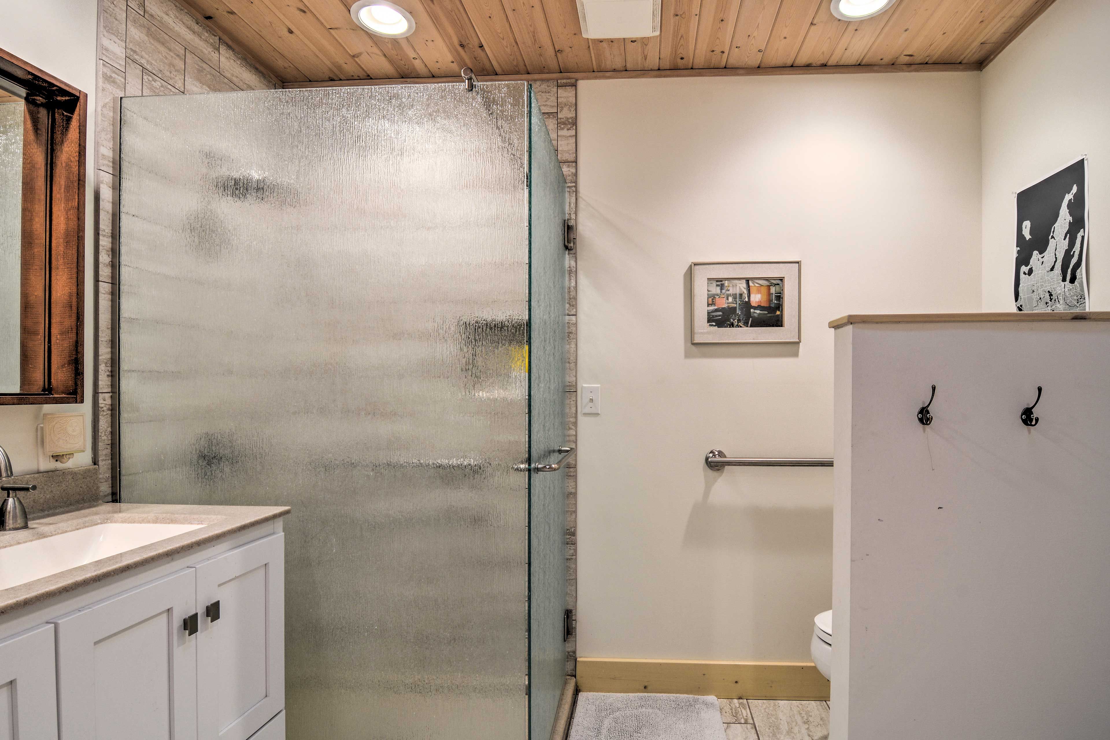 En-Suite Bathroom
