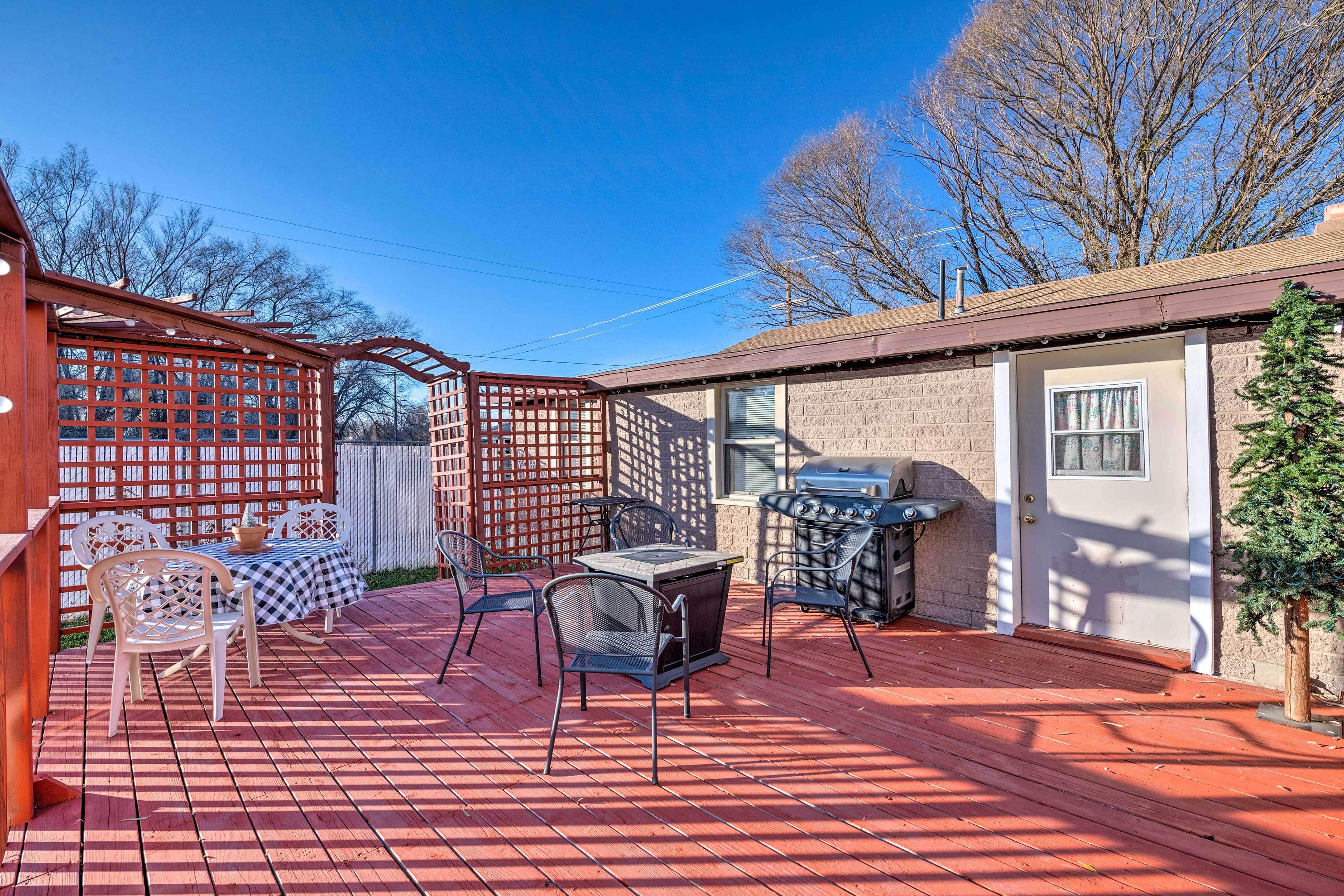 South Jordan Vacation Rental | 3BR | 1BR | 1 Step Required for Access