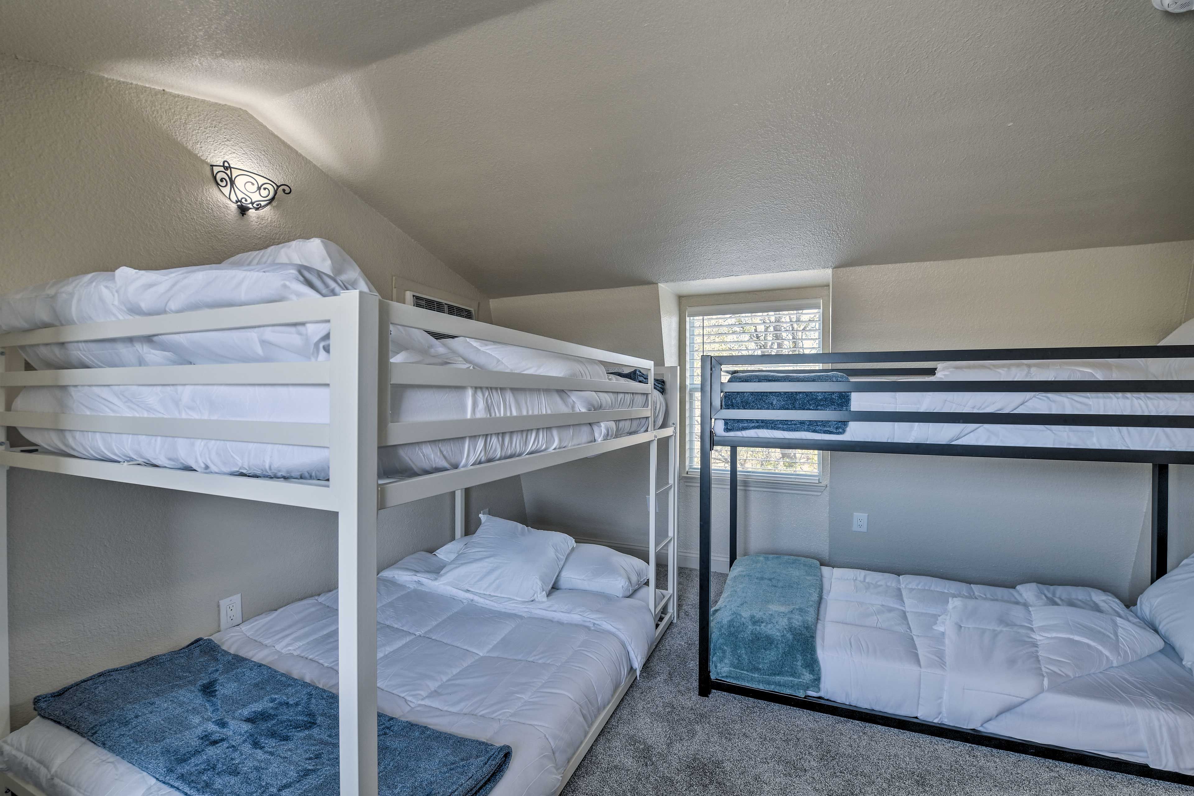 Bedroom 2 | 2nd Floor