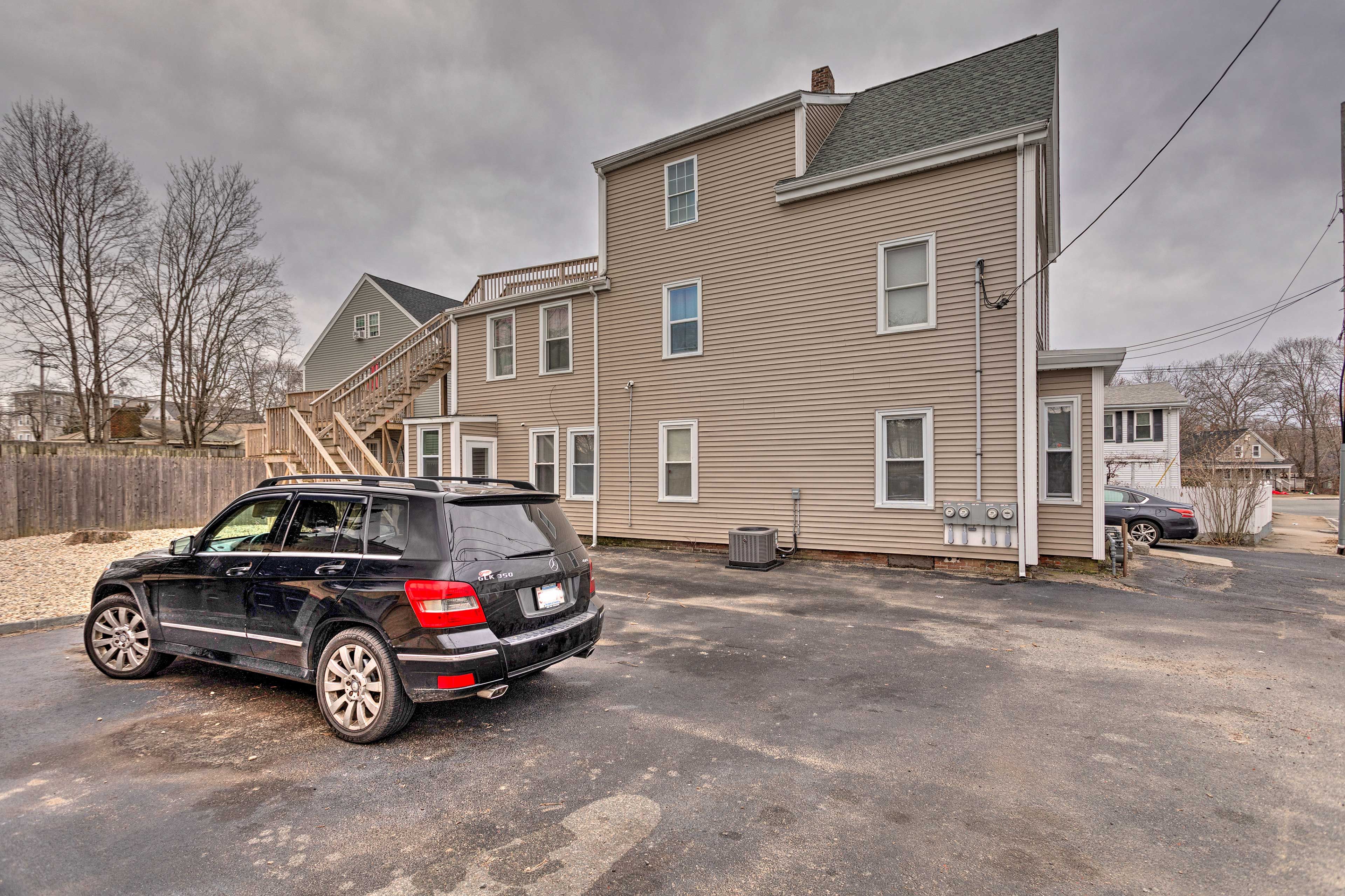 Parking | Driveway (1 Vehicle)