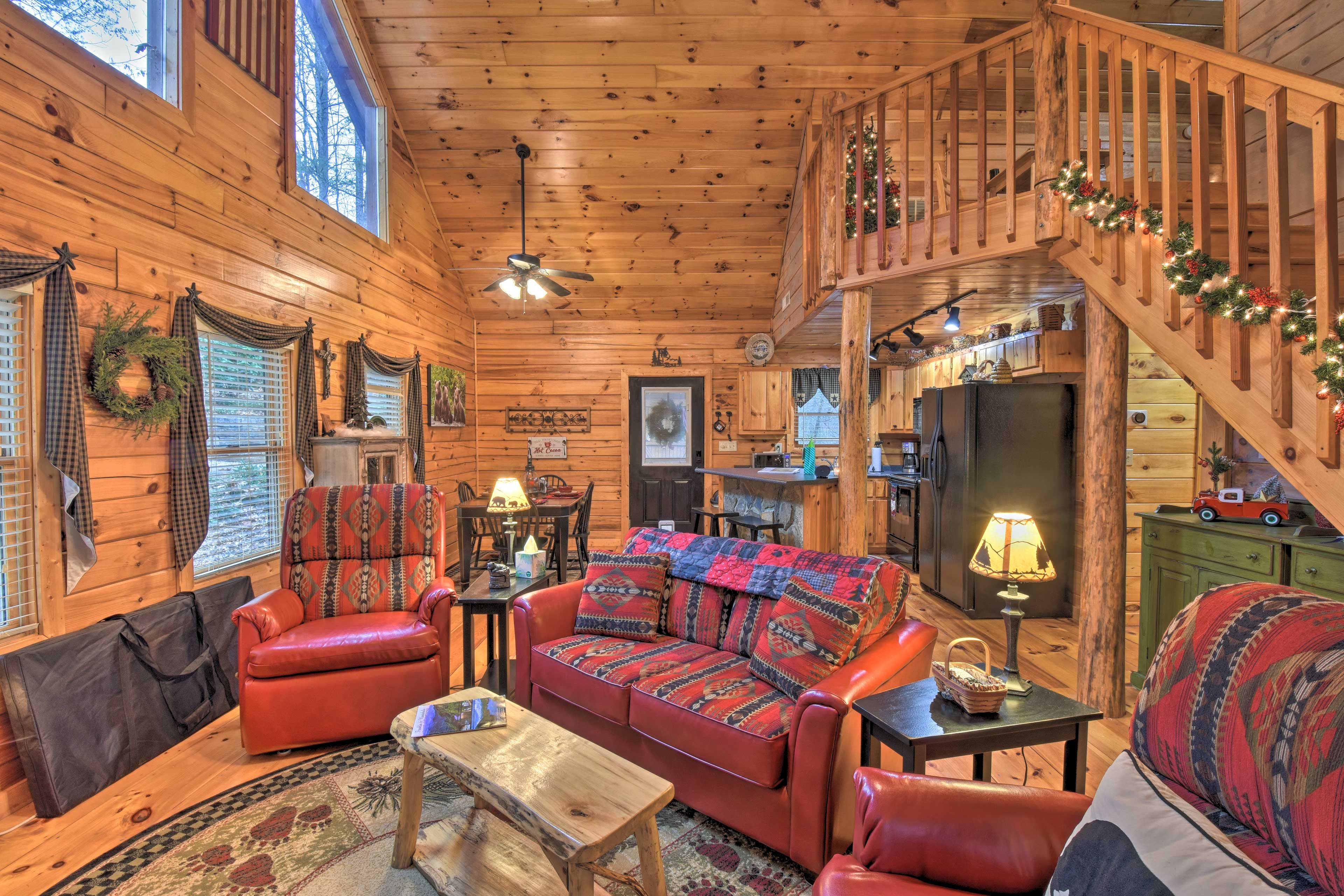 Murphy Vacation Rental | 2BR | 2BA | 1 Step Required | 1,450 Sq Ft