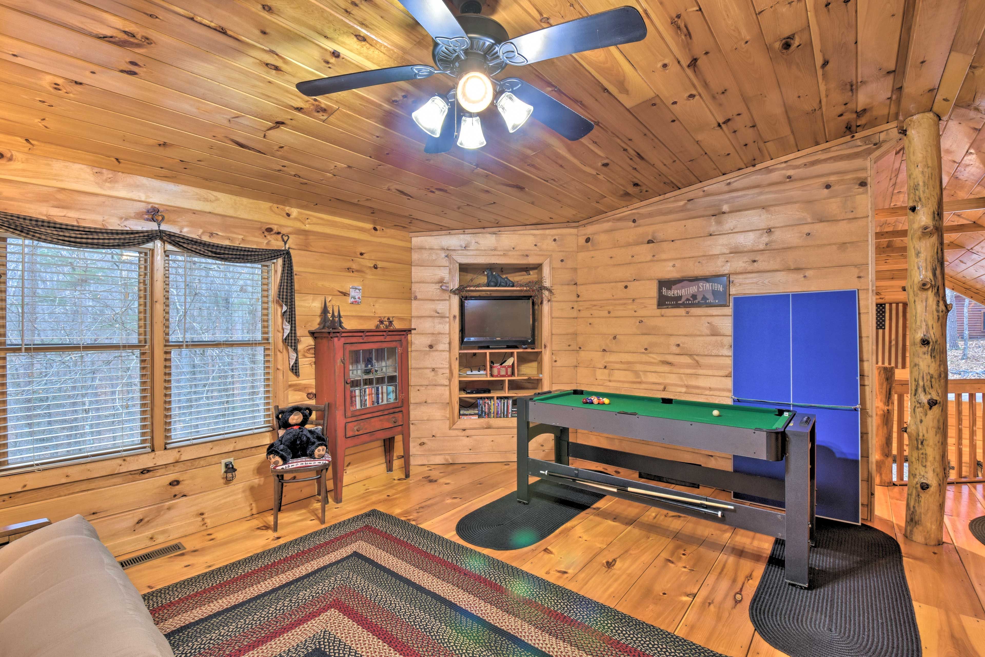 Game Room | Ping Pong Table