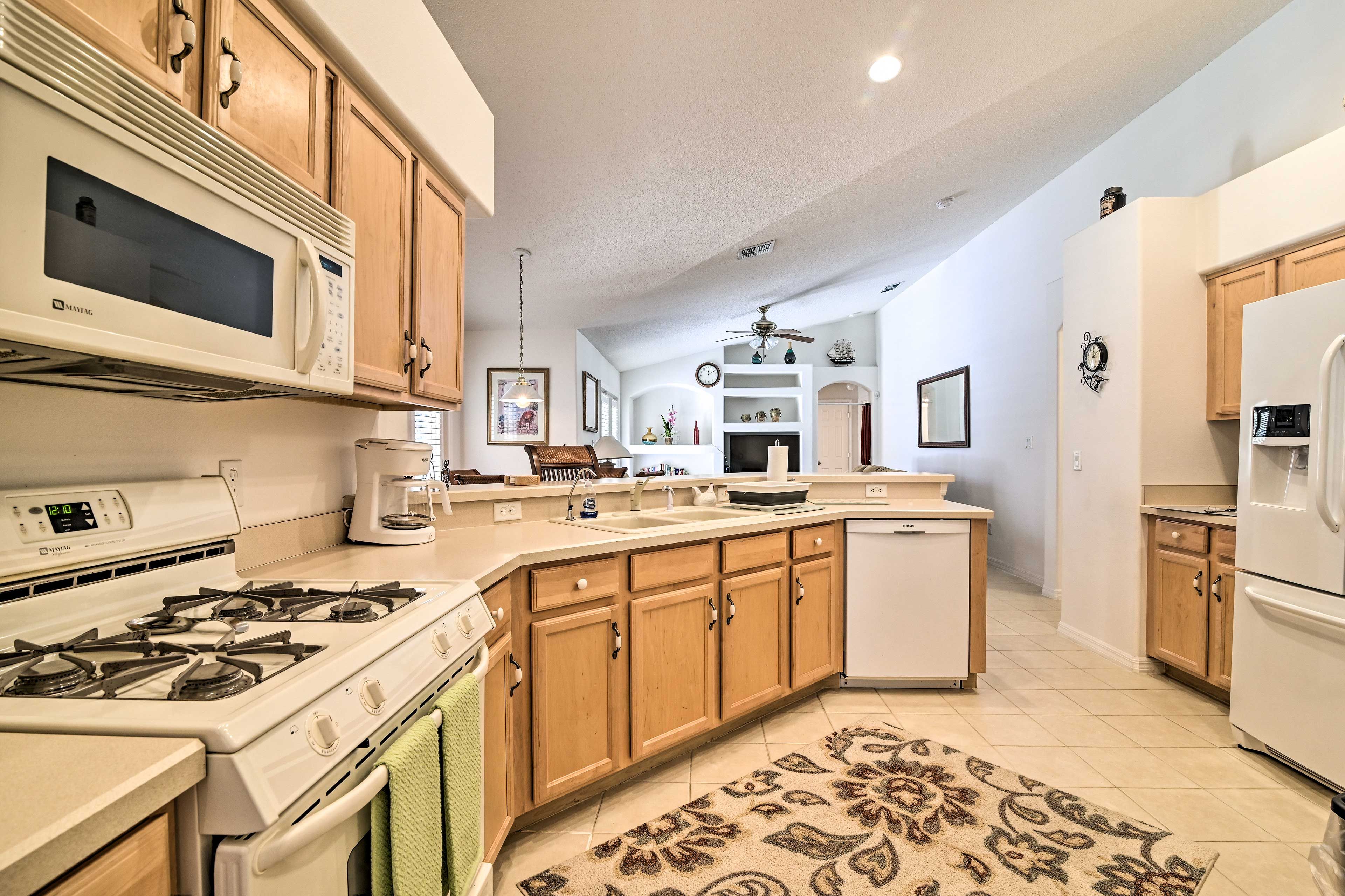 Kitchen | Fully Equipped