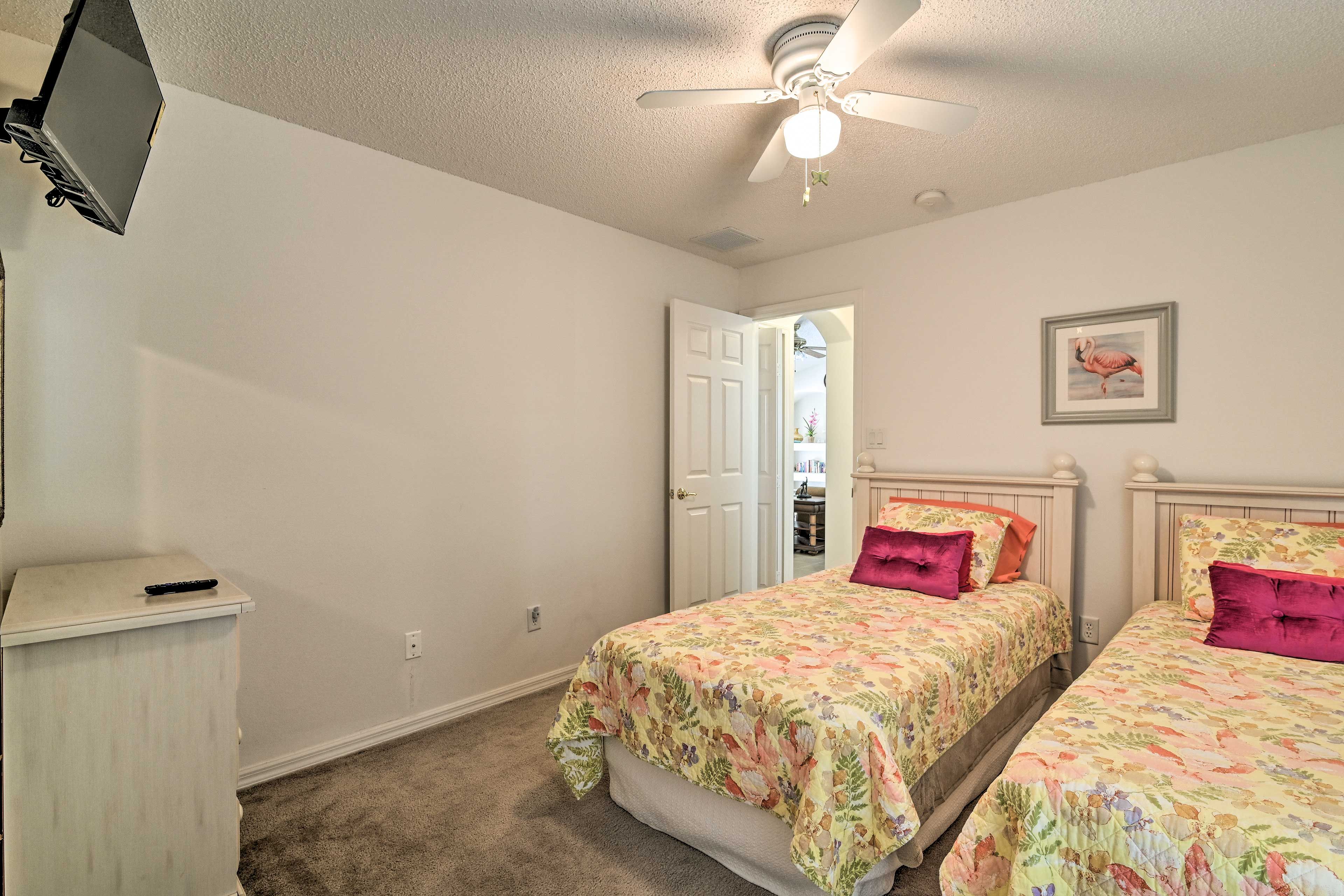 Bedroom 4 | 2 Twin Beds