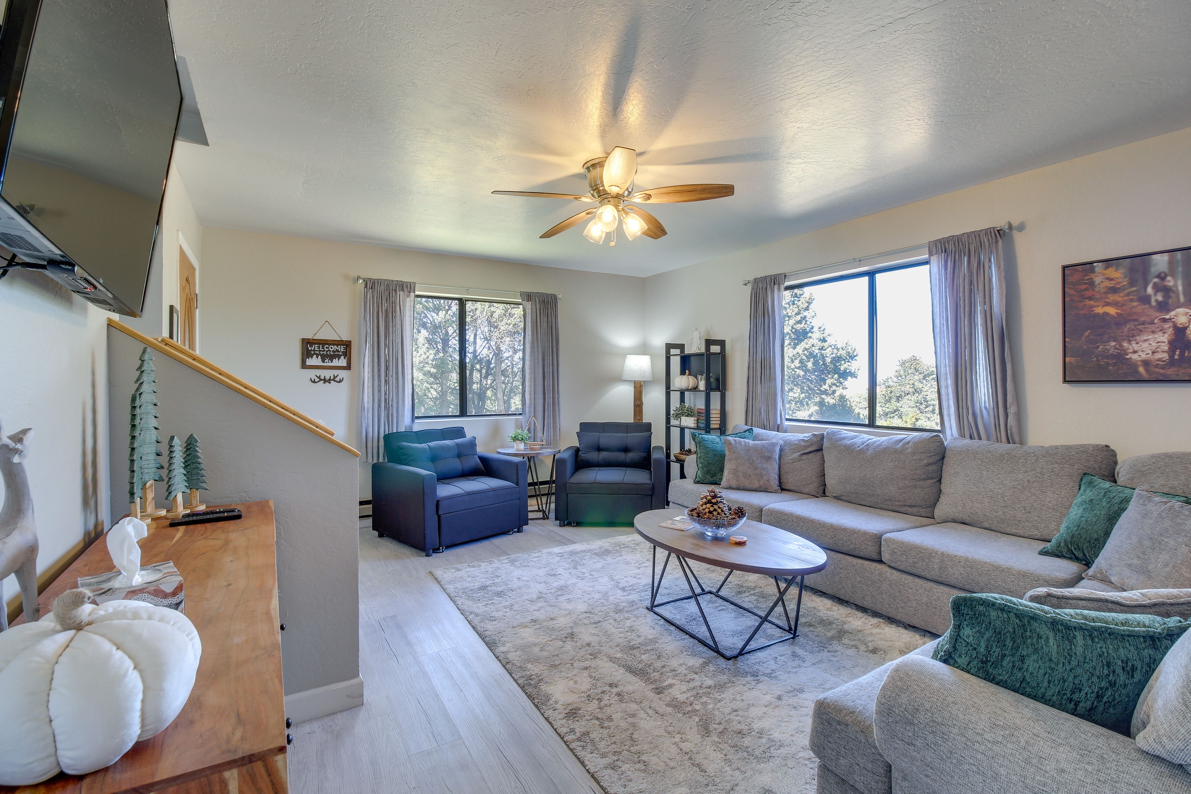 Living Room 2 | Free WiFi | Central Heating | Board Games & Books