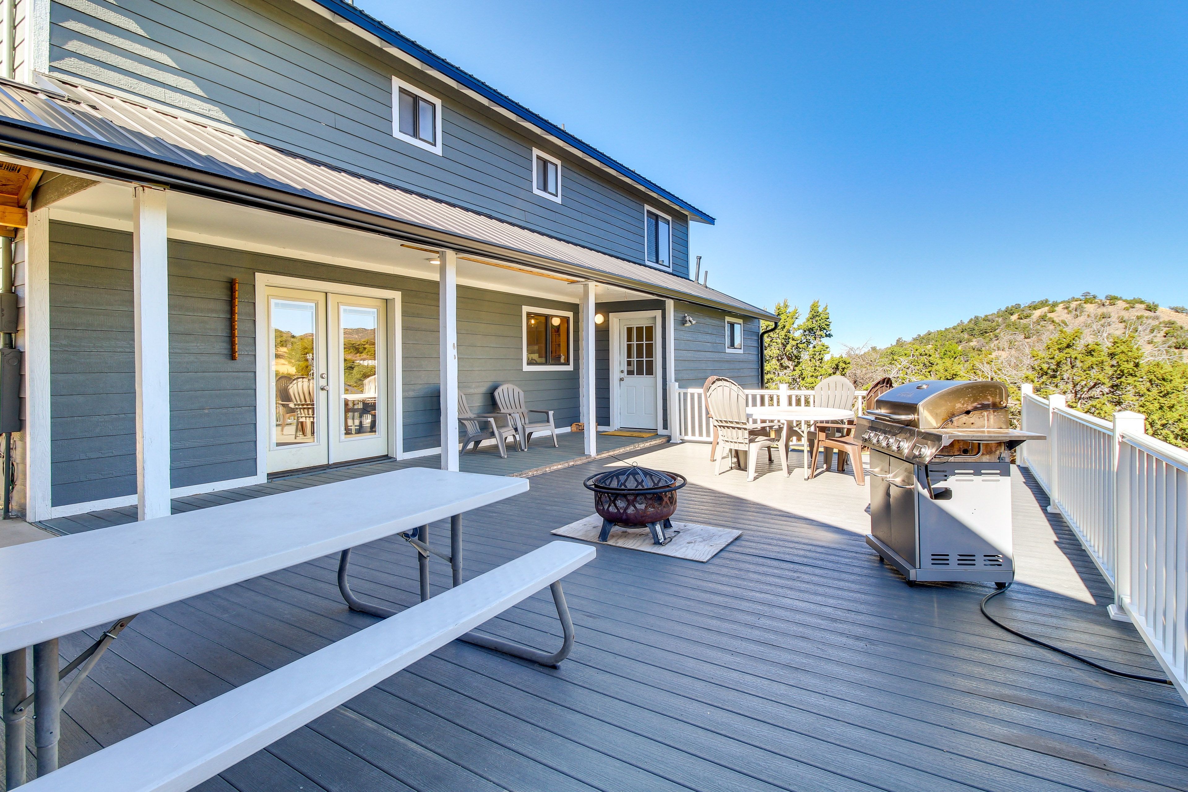 Spacious Deck | Mountain Views | Gas Grill