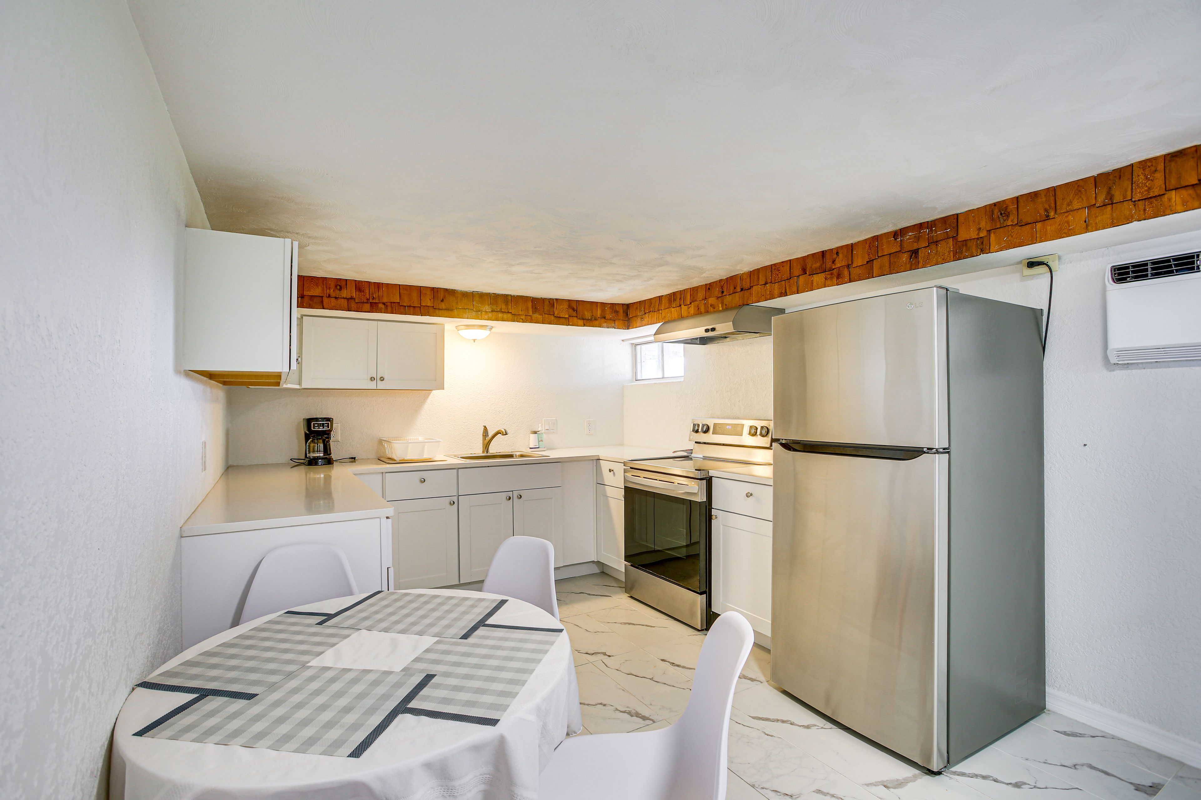 Second Kitchen | Dining Area | Drip Coffee Maker | Lower Level