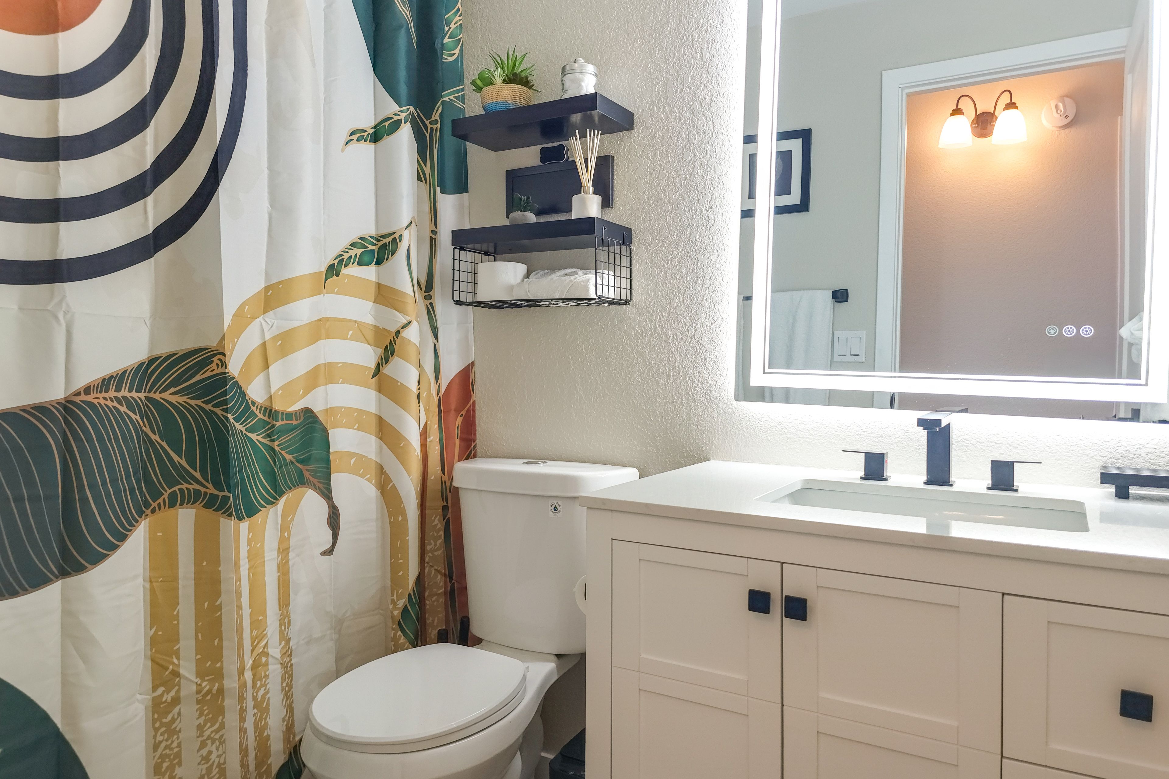 Full Bathroom | Iron/Board