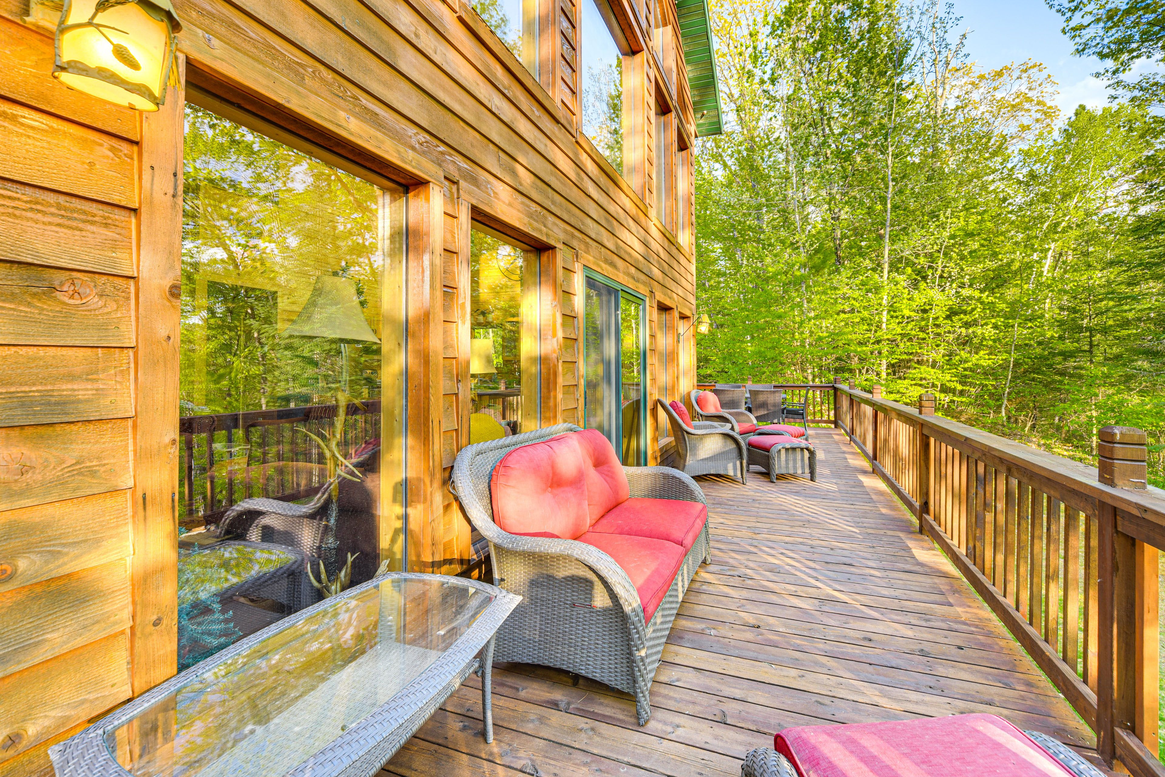 Private Deck