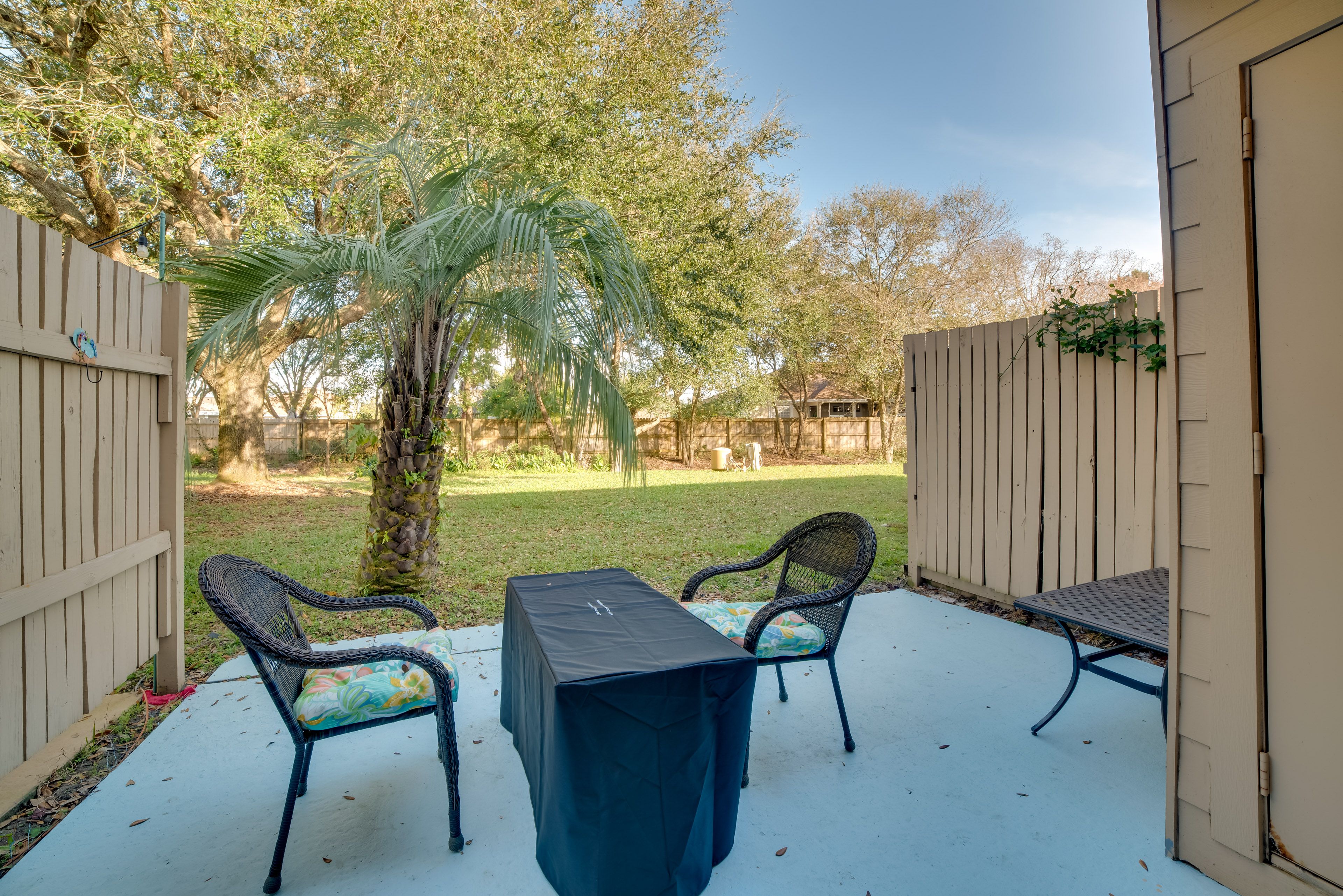 Private Patio | Outdoor Dining & Seating Areas | Gas Fire Pit