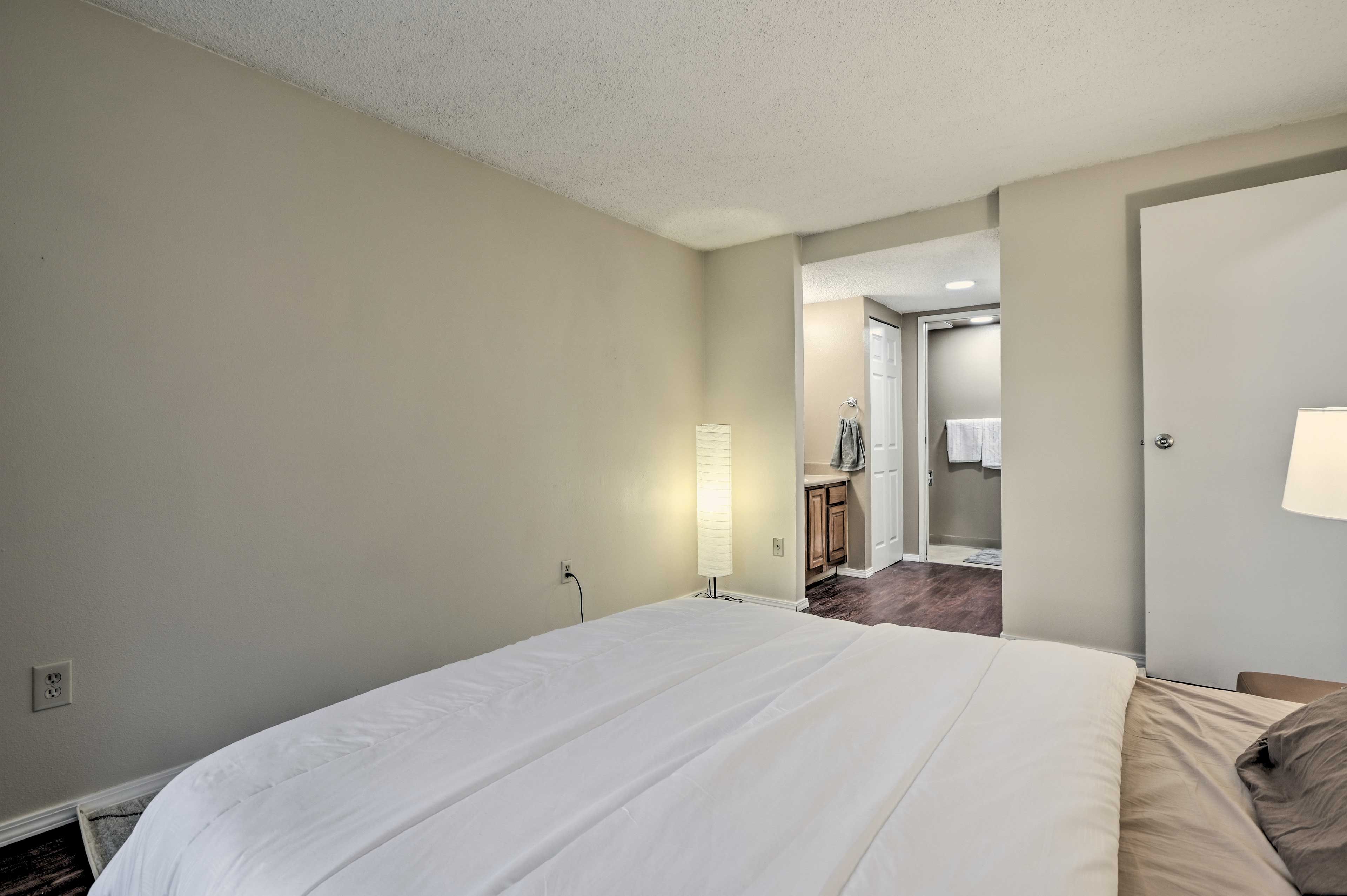 Bedroom 1 | En-Suite Bathroom