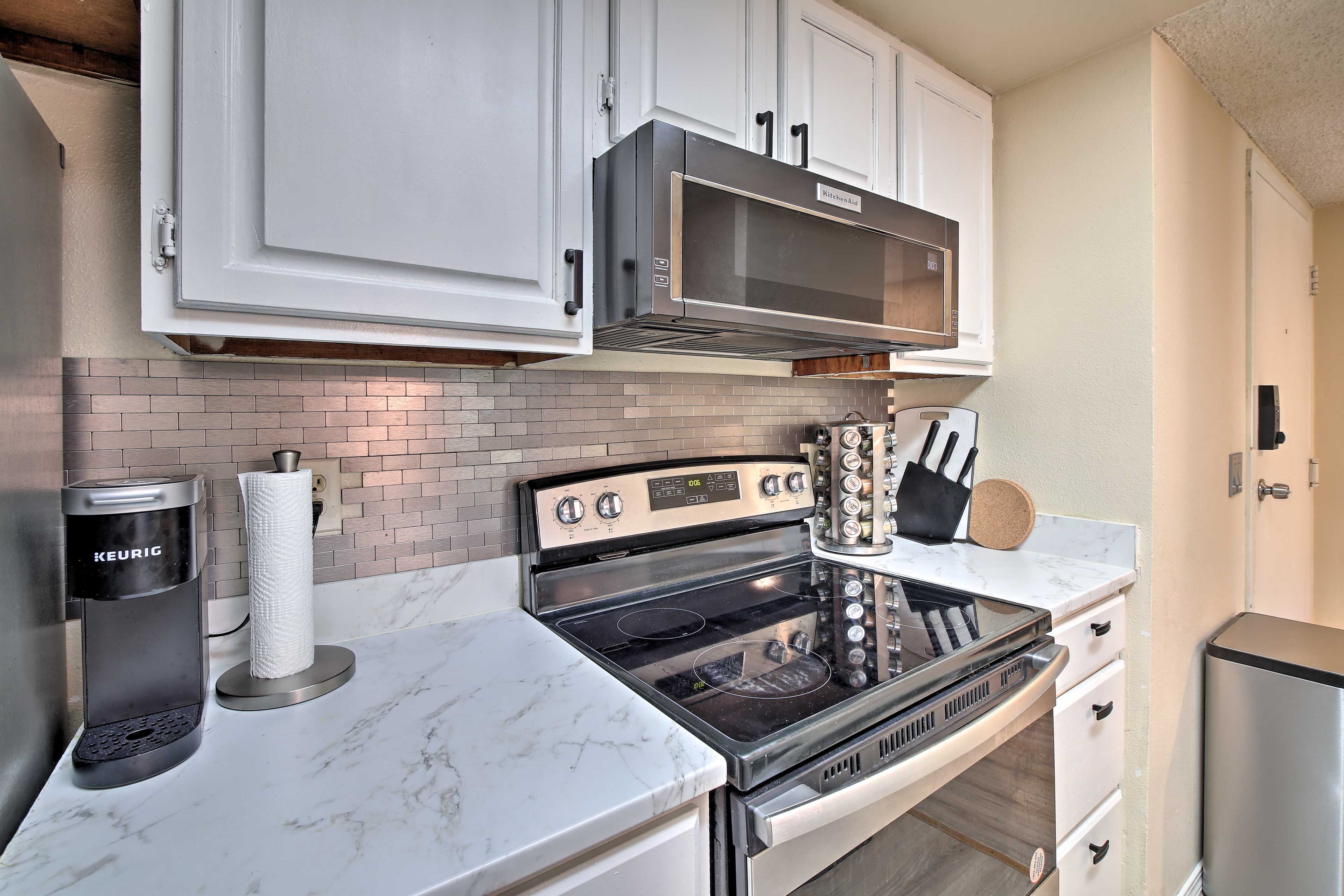 Kitchen | Fully Equipped