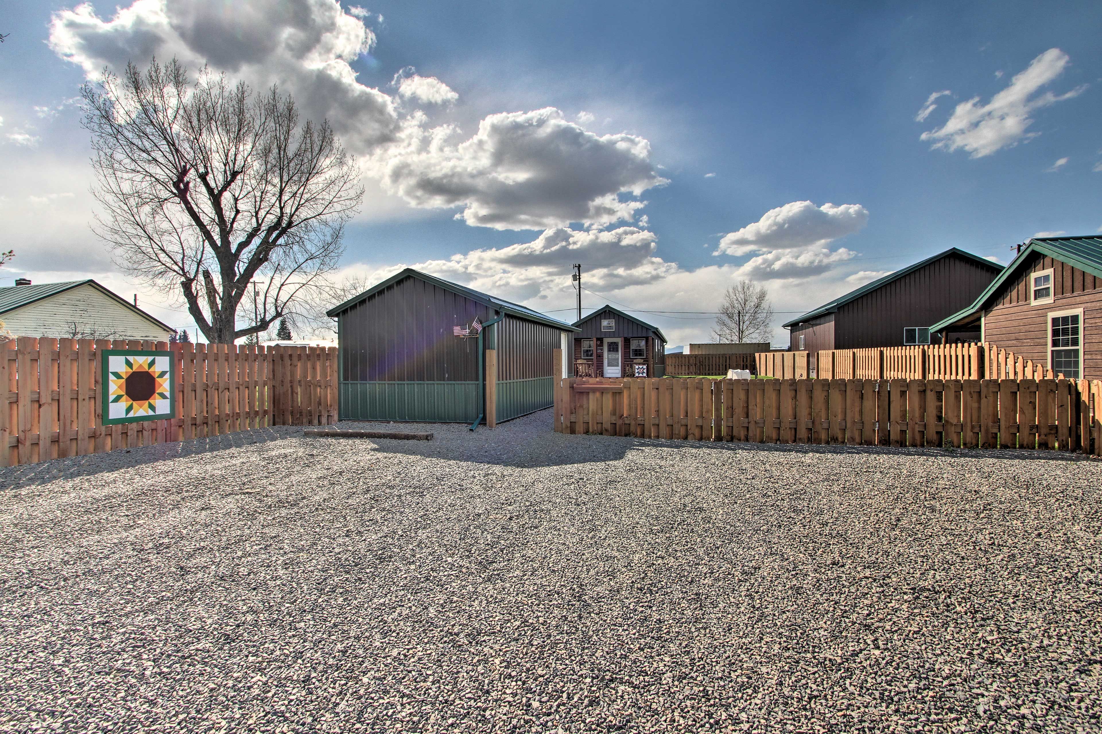 Parking | Driveway (3 Vehicles) | RV/Trailer Parking Available