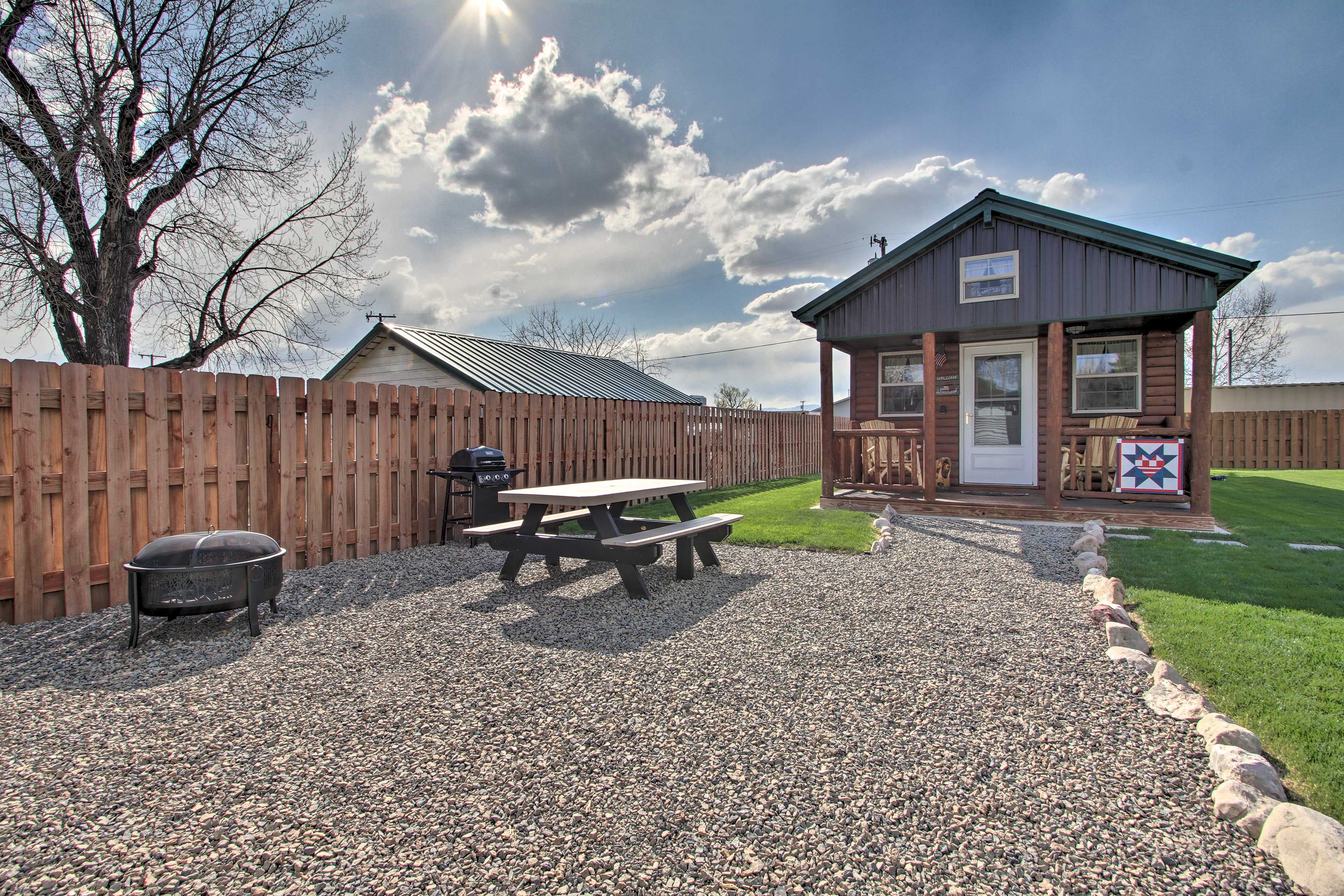 Exterior | Fire Pit