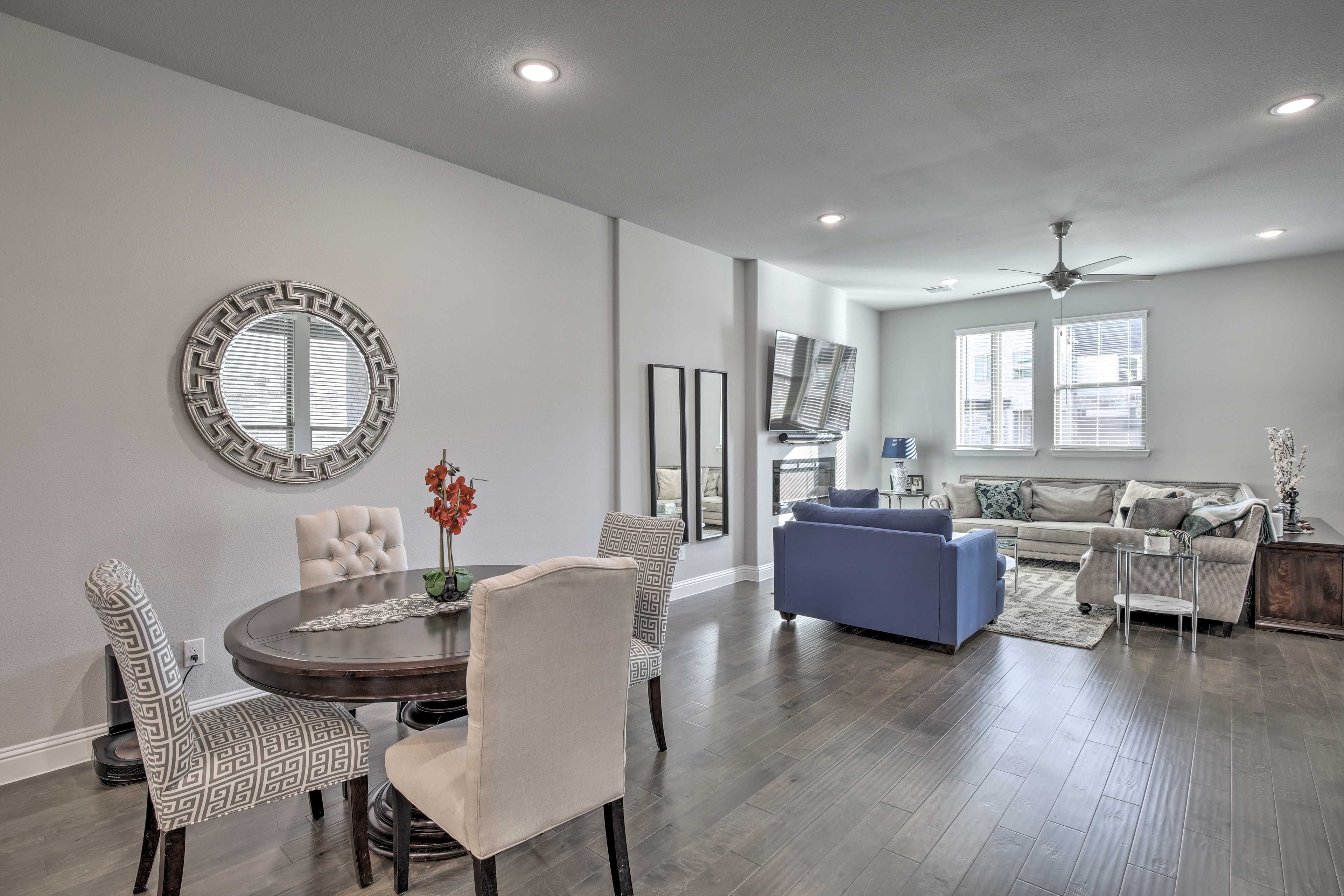 Living Room | Electric Fireplace