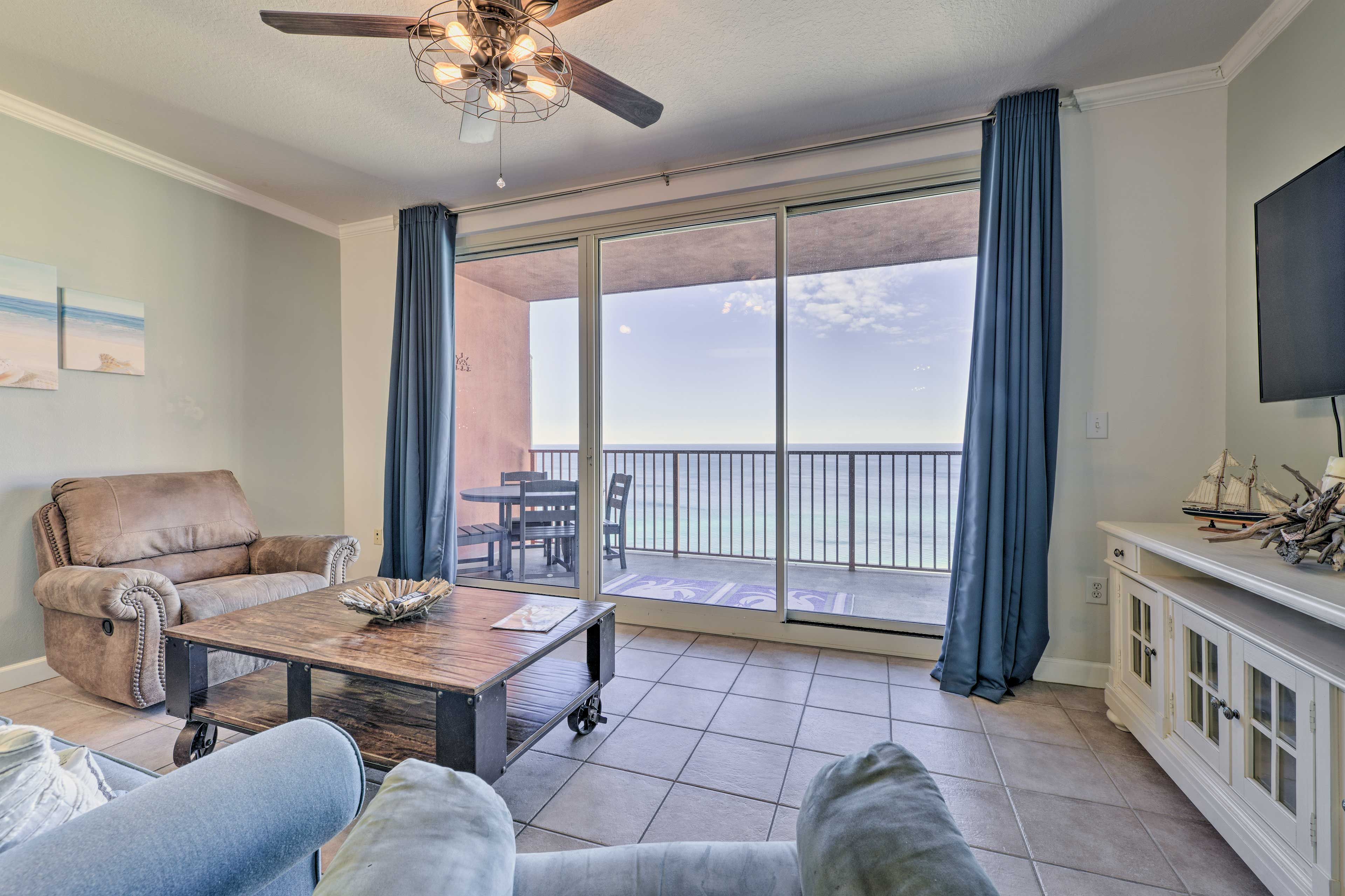 Living Room | Balcony Access