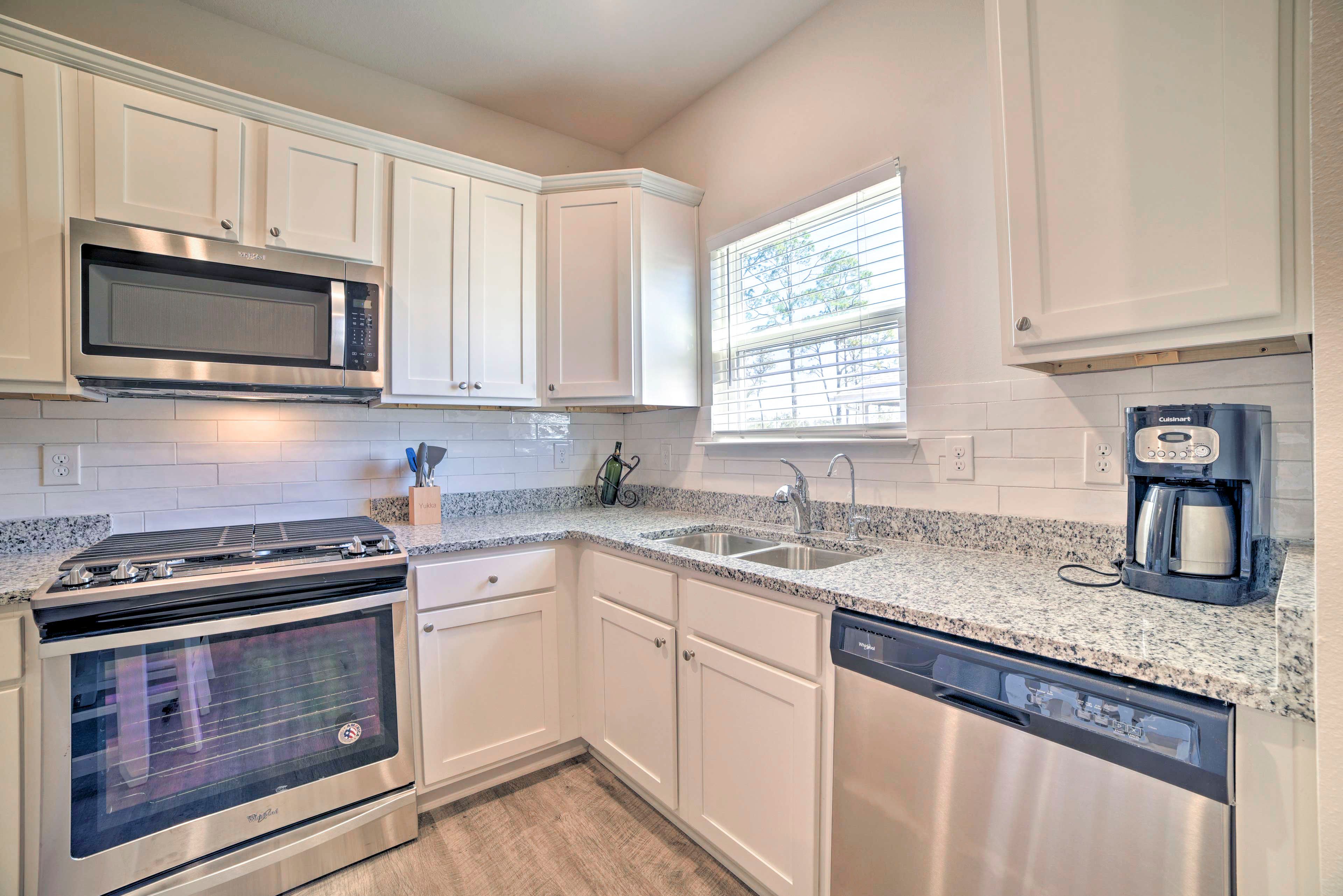 2nd Kitchen | Coffee Maker | Blender | Ice Maker