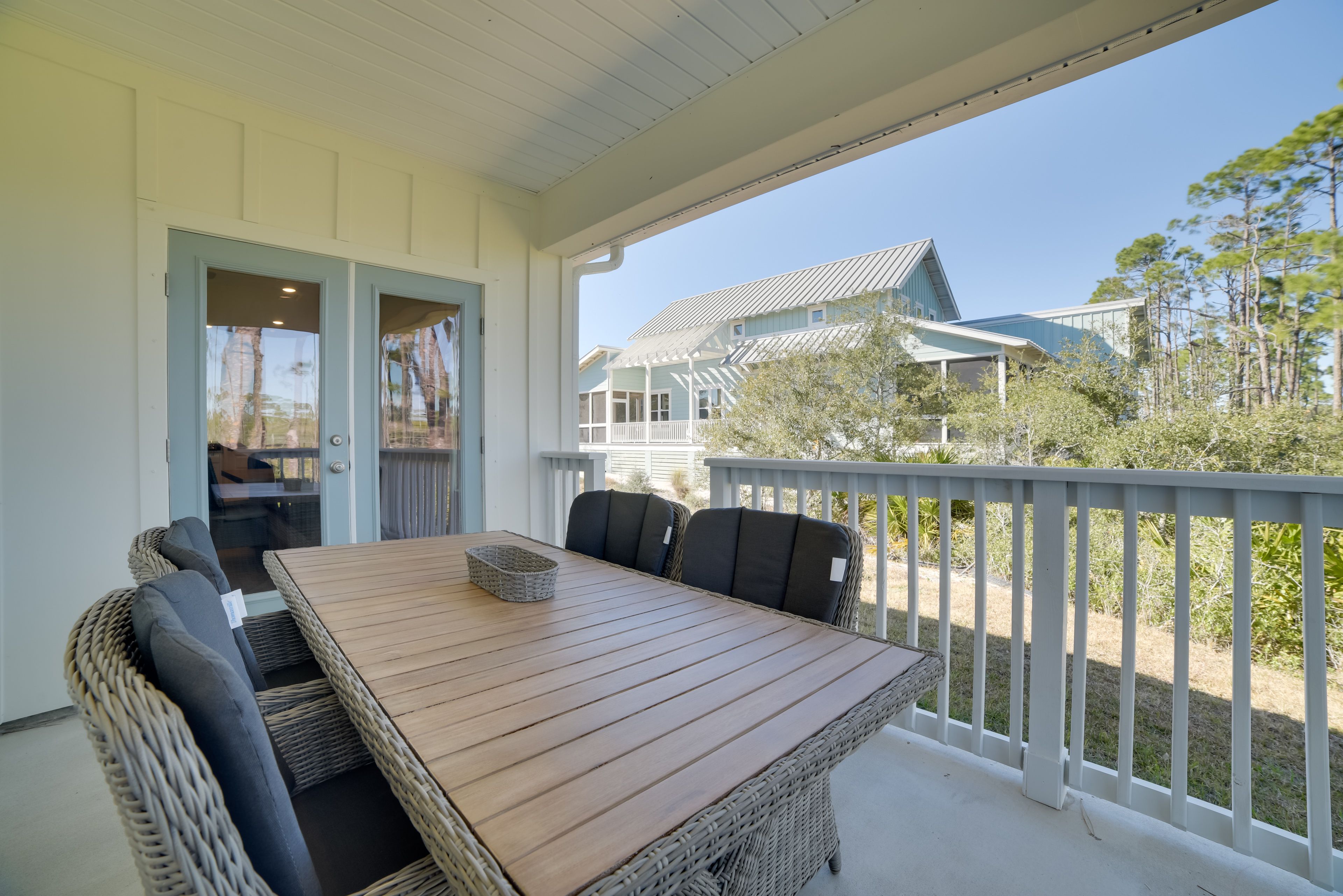 Covered Patio | Outdoor Dining Area