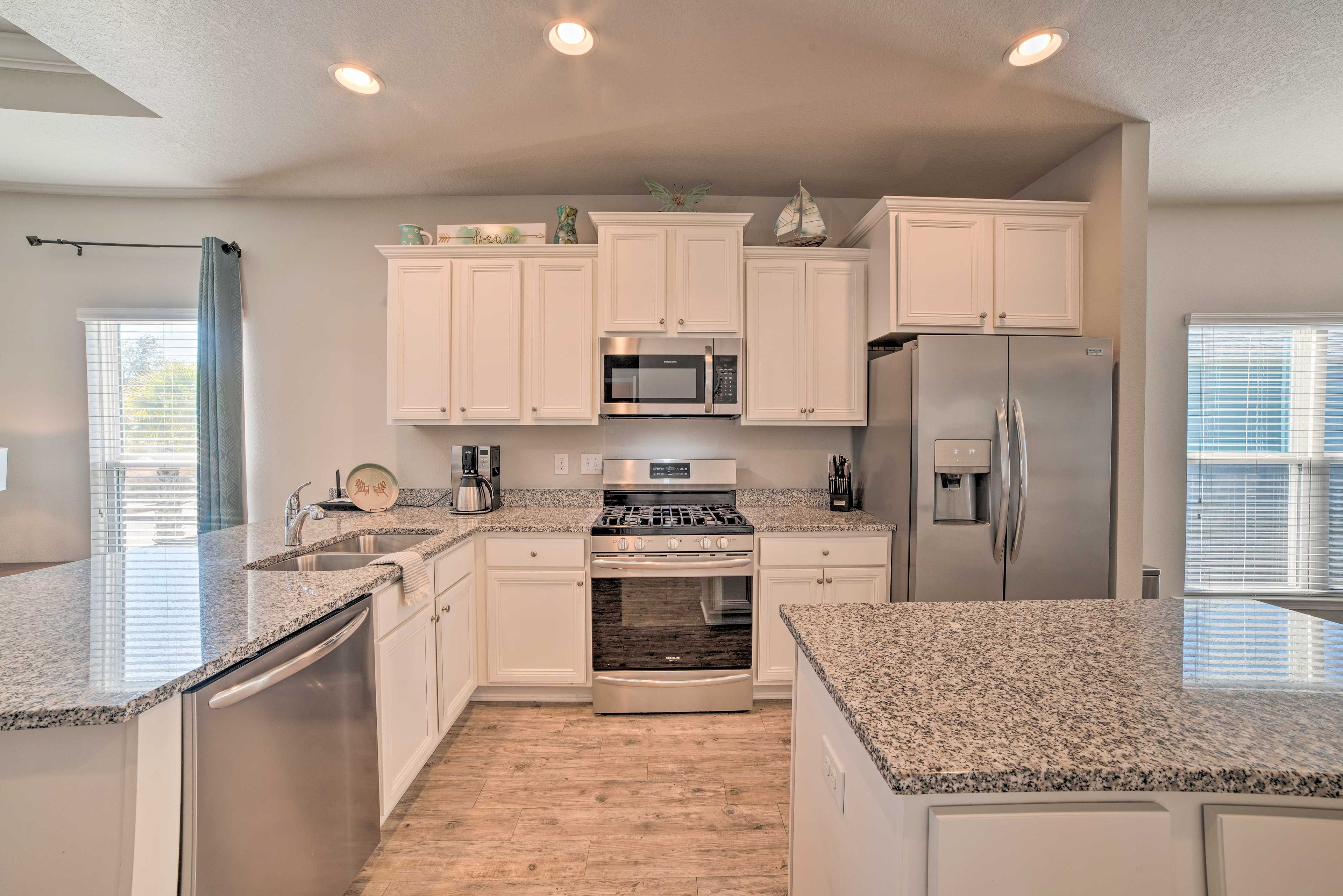 Fully Equipped Kitchen | Cooking Utensils