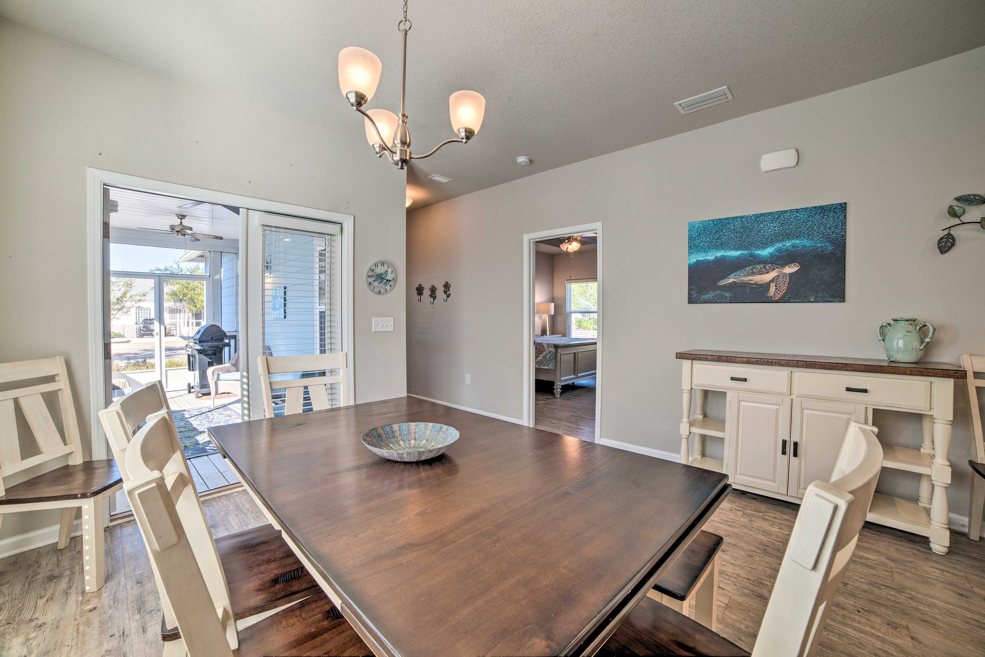 Dining Area | Dishware & Flatware
