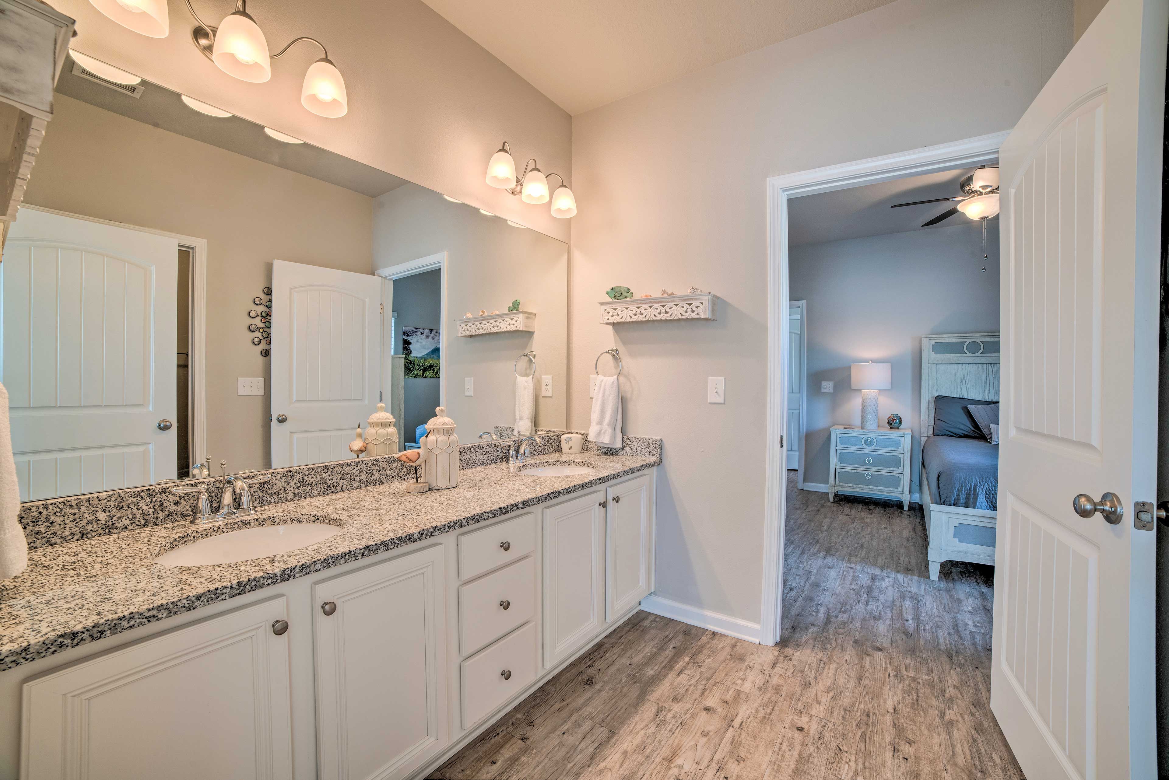En-Suite Bathroom